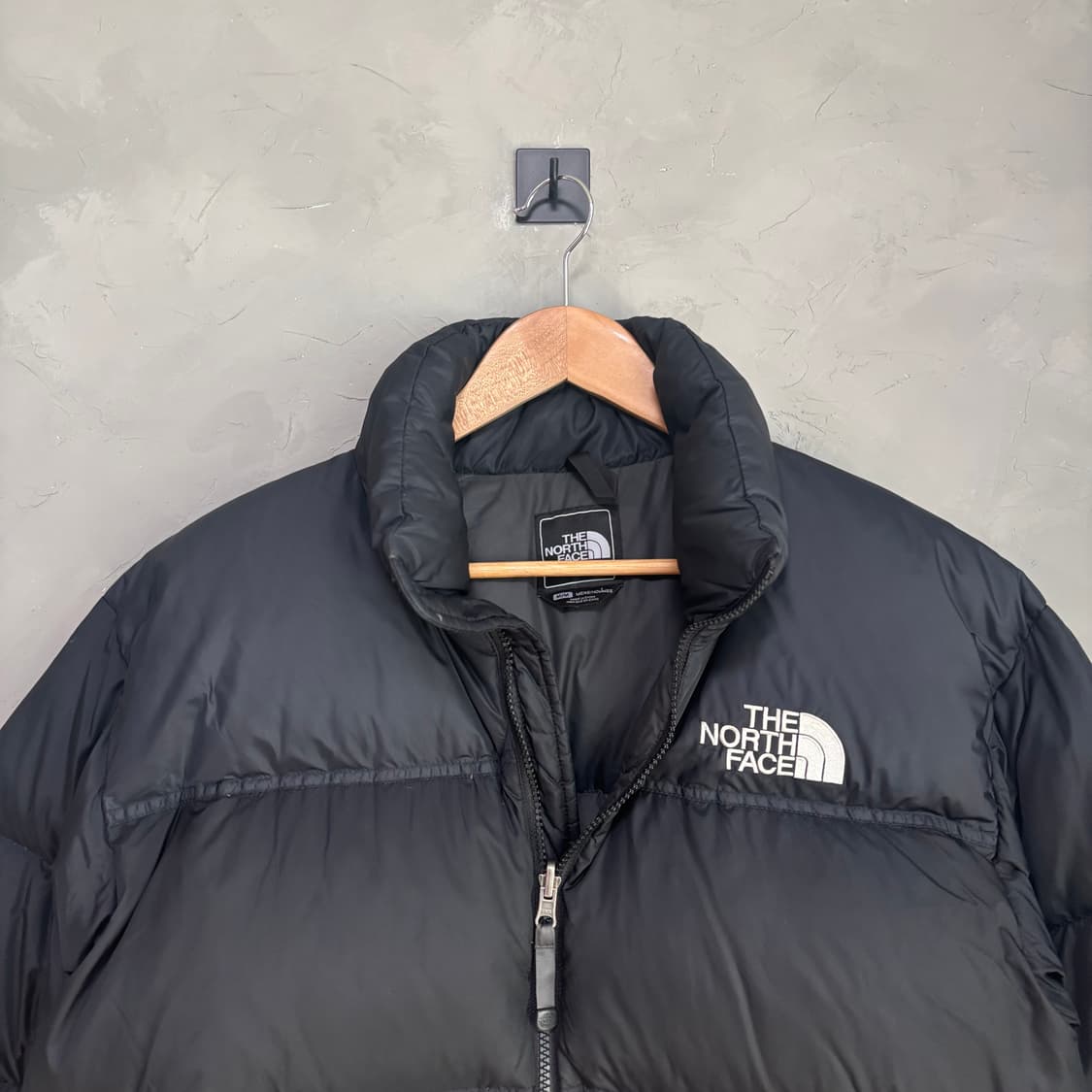 노스페이스 700 눕시 구스다운 패딩 무광 블랙 상품이미지2