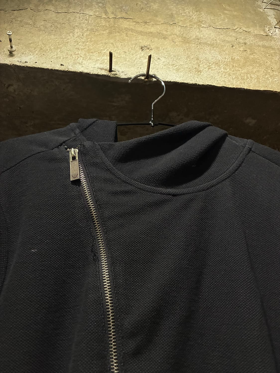 Emporio Armani  엠포리오 아르마니 비대칭 랩 지퍼 후드집업 상품이미지3