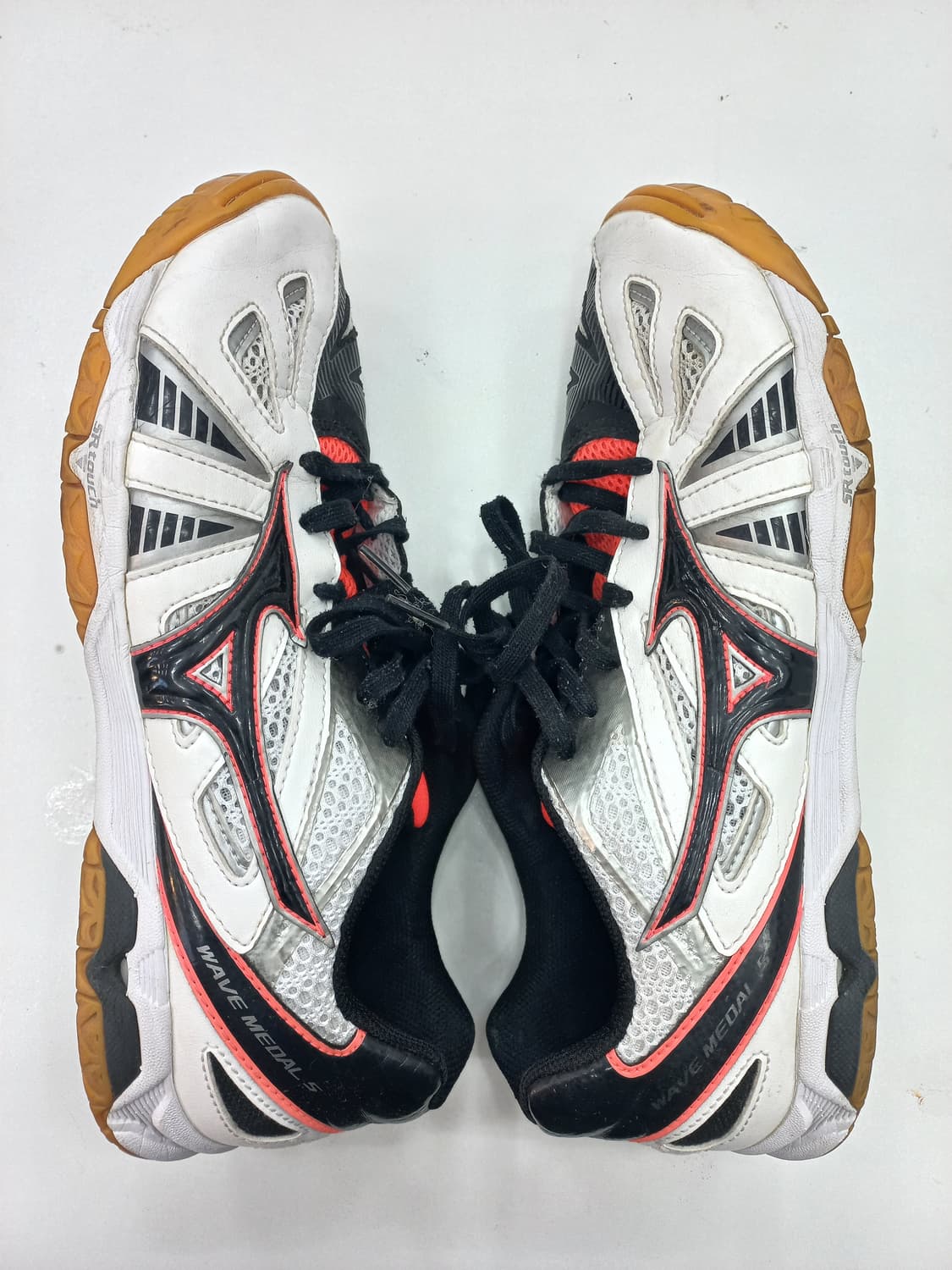 미즈노 웨이브 메달 배드민턴화 탁구화 275mm 상품이미지4