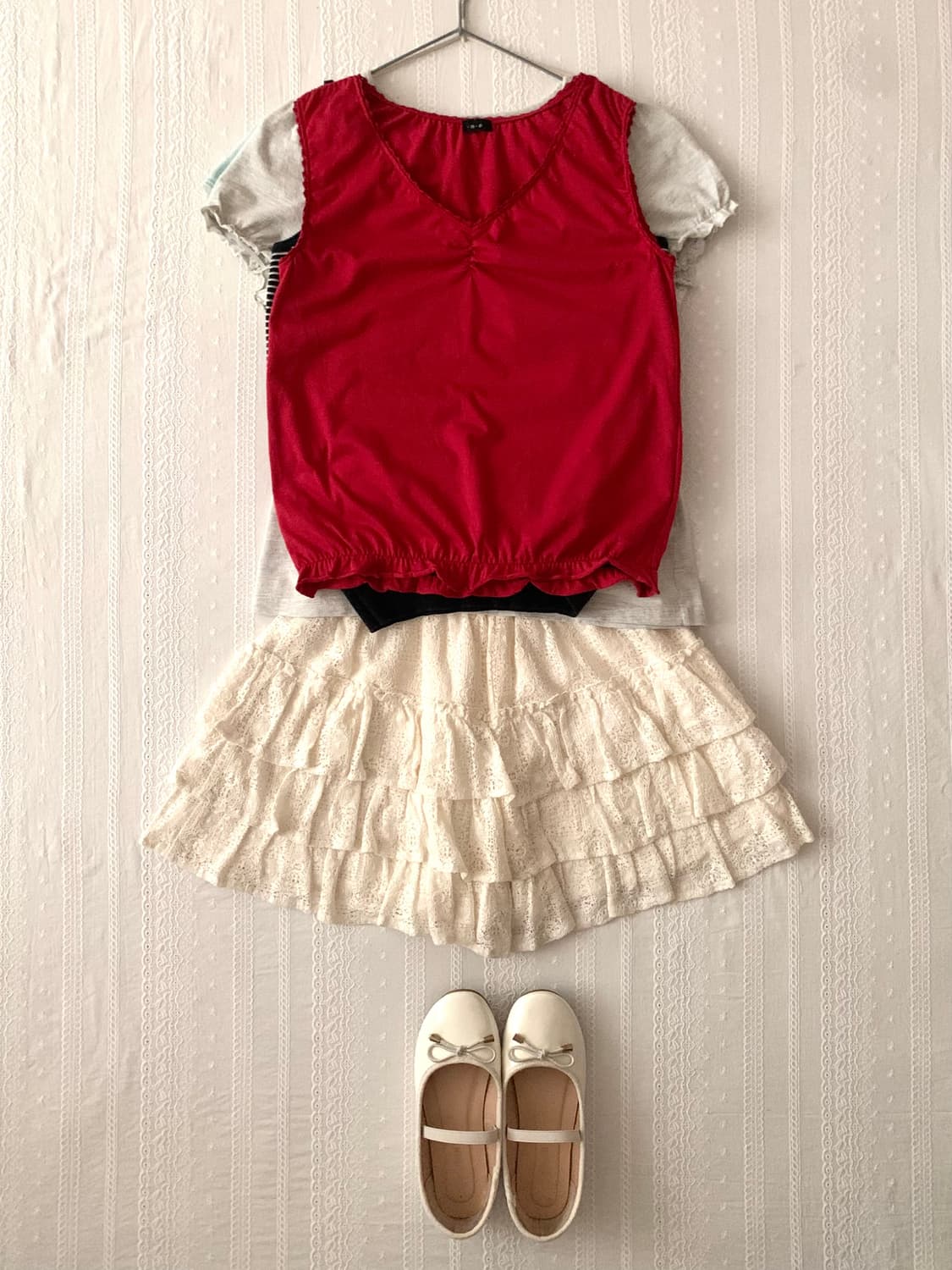 레드 프릴  레이스 브이넥 나시 상품이미지3