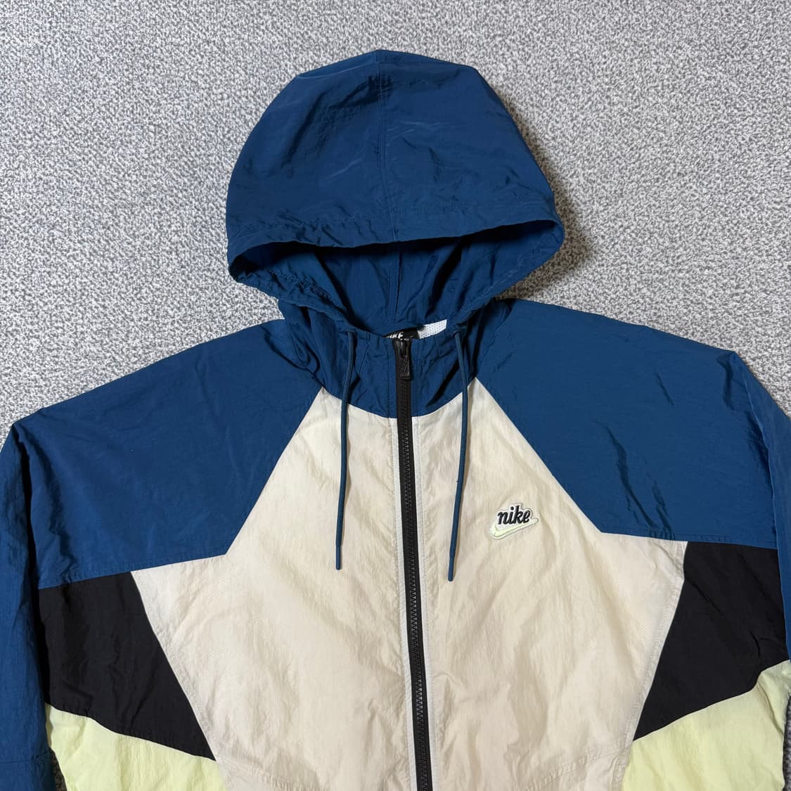 [정가 13만원] 나이키 헤리티지 윈드러너 바람막이 L 상품이미지5