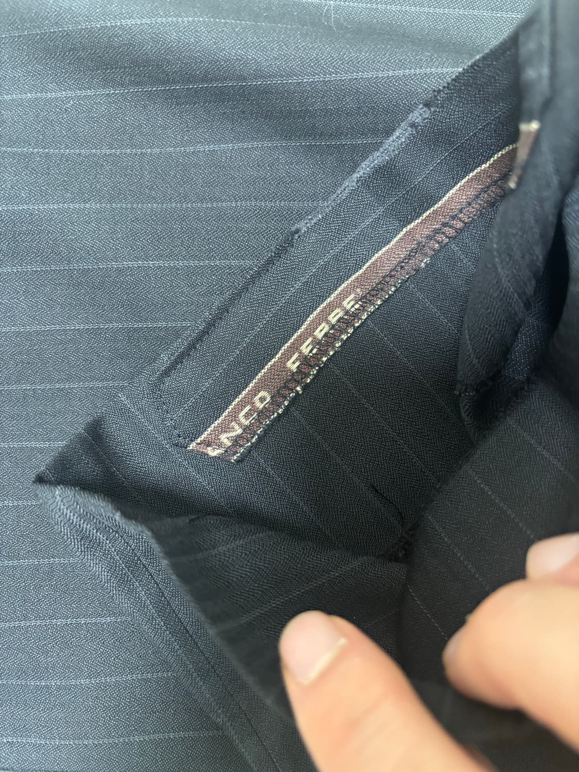 일본판 지안프랑코페레 슬랙스 사이즈 34 상품이미지5