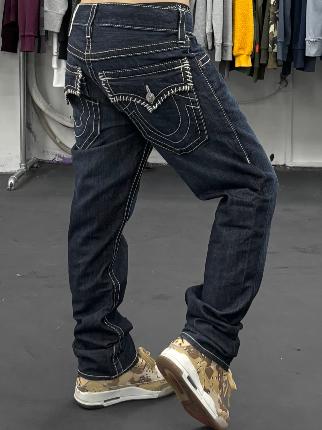 트루릴리전 슬림핏 데님팬츠 상품이미지4