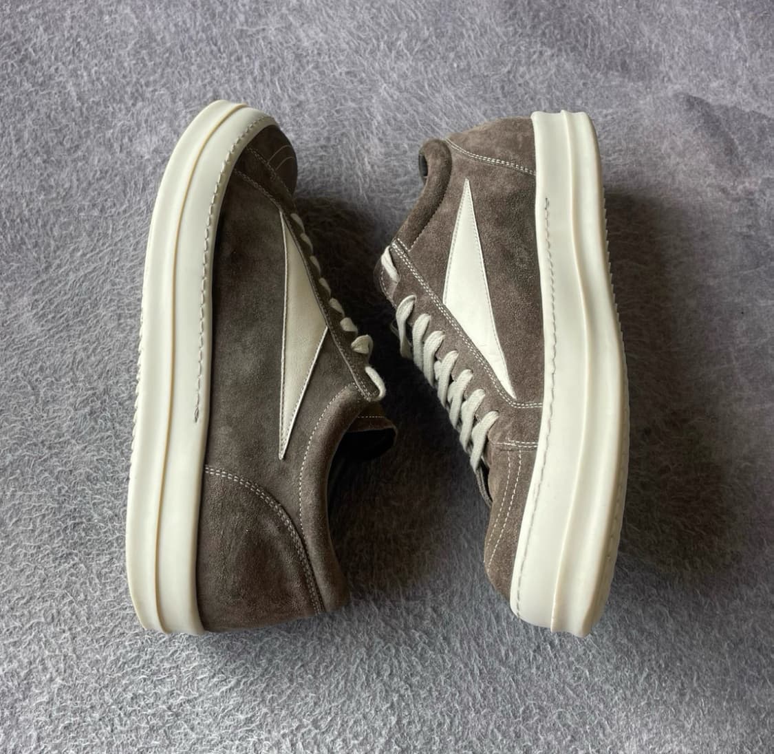 릭오웬스 반스 빈티지 스니커즈 스웨이드 더스트 42 상품이미지5