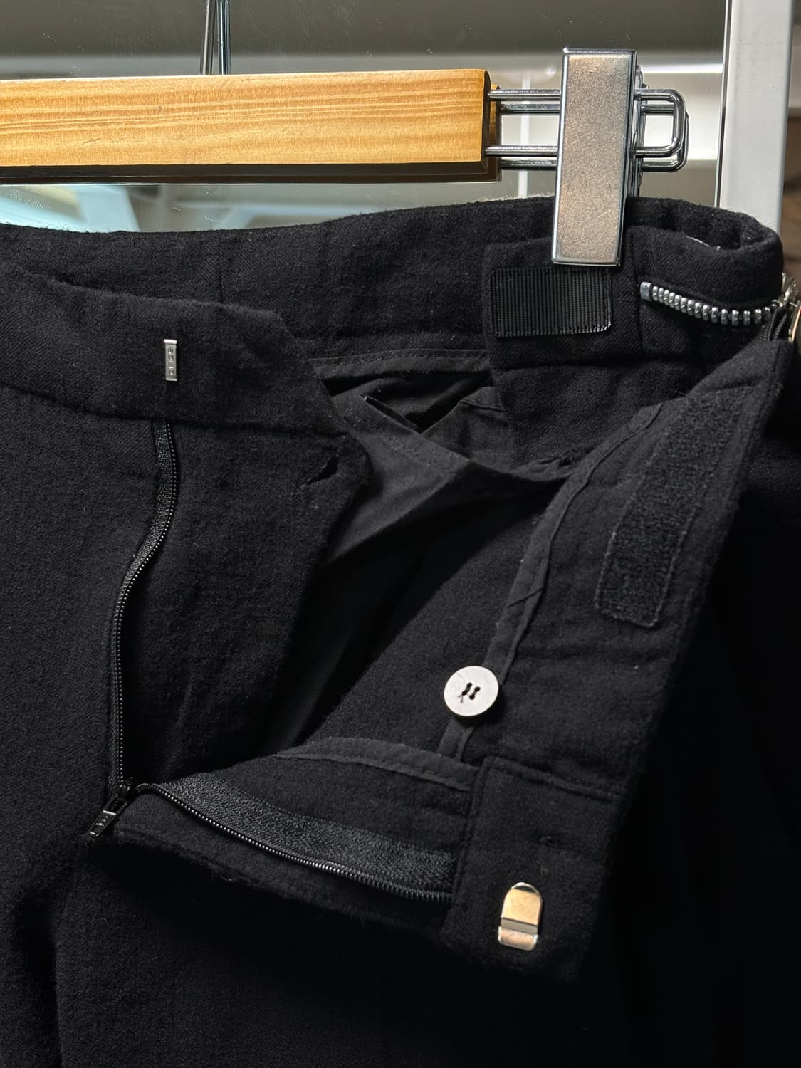 솔리드 옴므 테이퍼드 울팬츠 상품이미지8