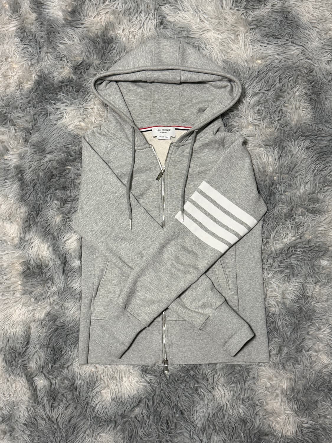 톰브라운 사선완장 후드집업 그레이 {size 1} 상품이미지1