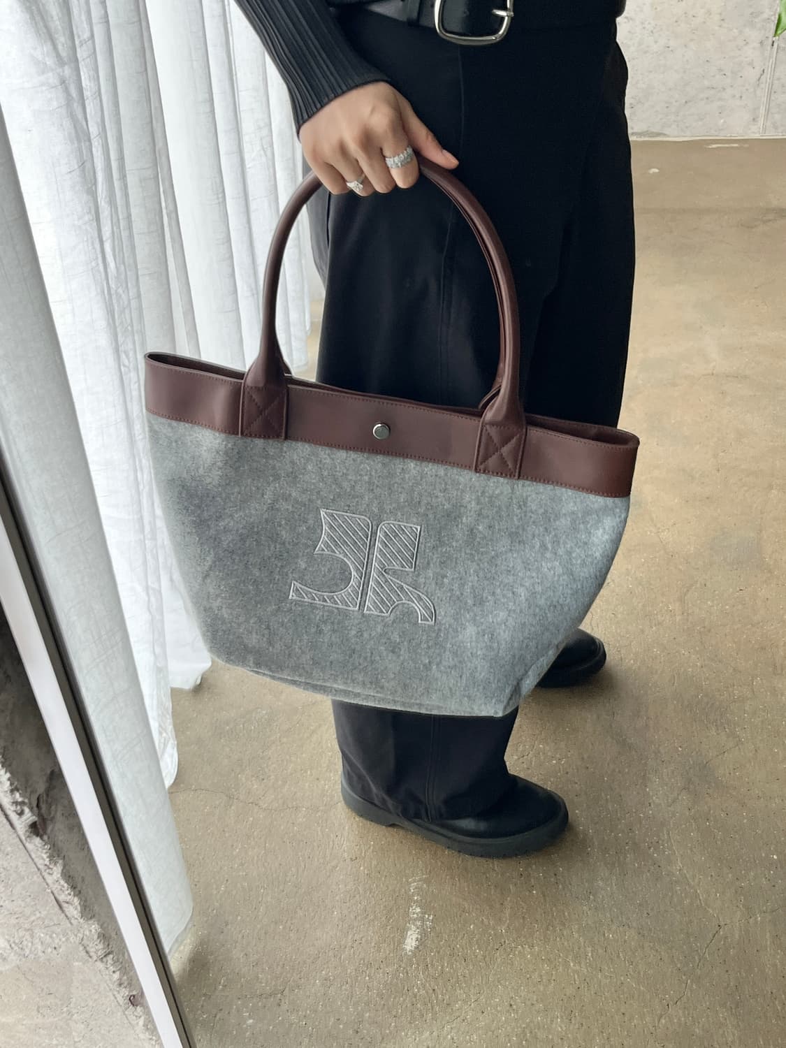 00s Courreges 꾸레쥬 울 숄더백 상품이미지4