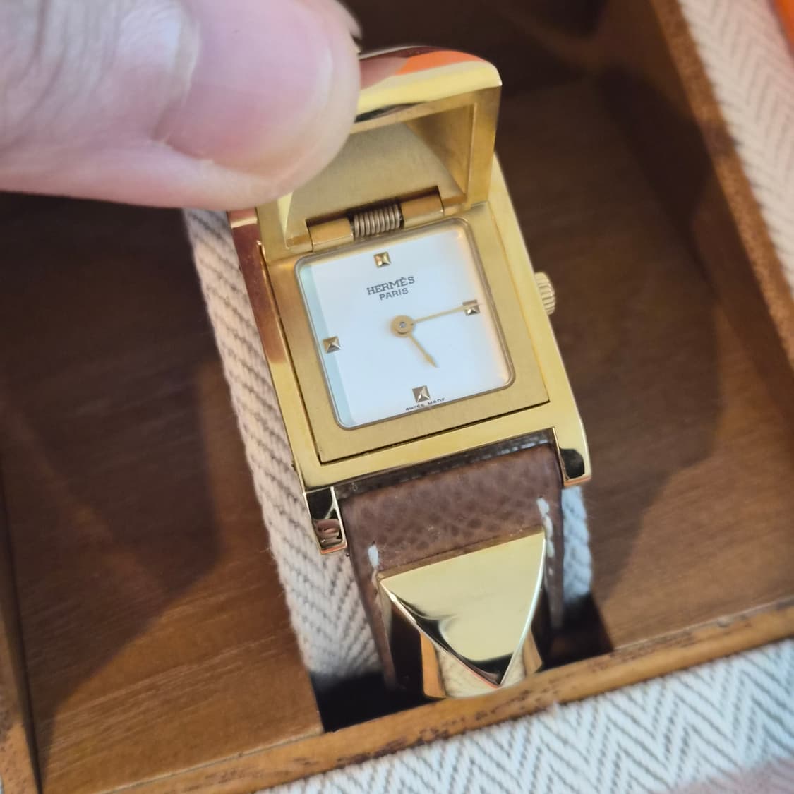에르메스 빈티지 메도르 금장 시계 상품이미지2