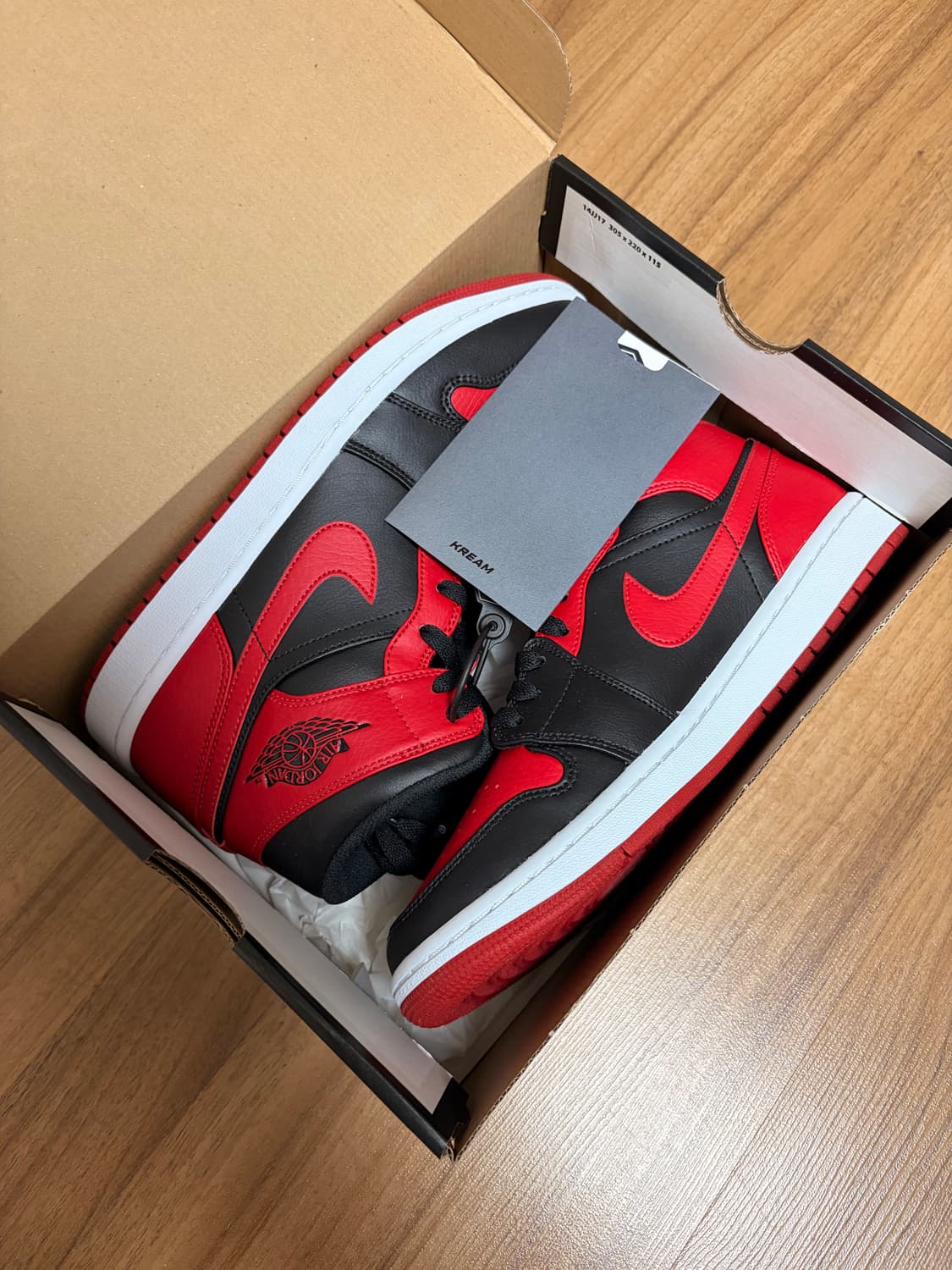 조던 1 미드 브레드 밴드 2020 상품이미지2