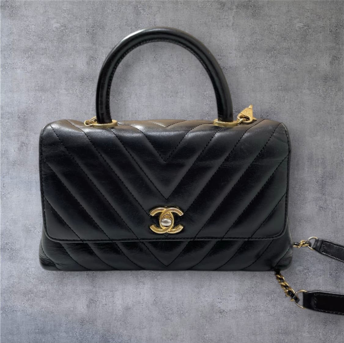 샤넬 Chanel 블랙 코코핸들 쉐브론 플랩백 상품이미지2