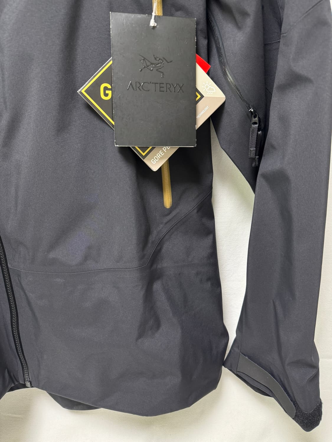 아크테릭스 바람막이 세이버AR 새상품 L 상품이미지4