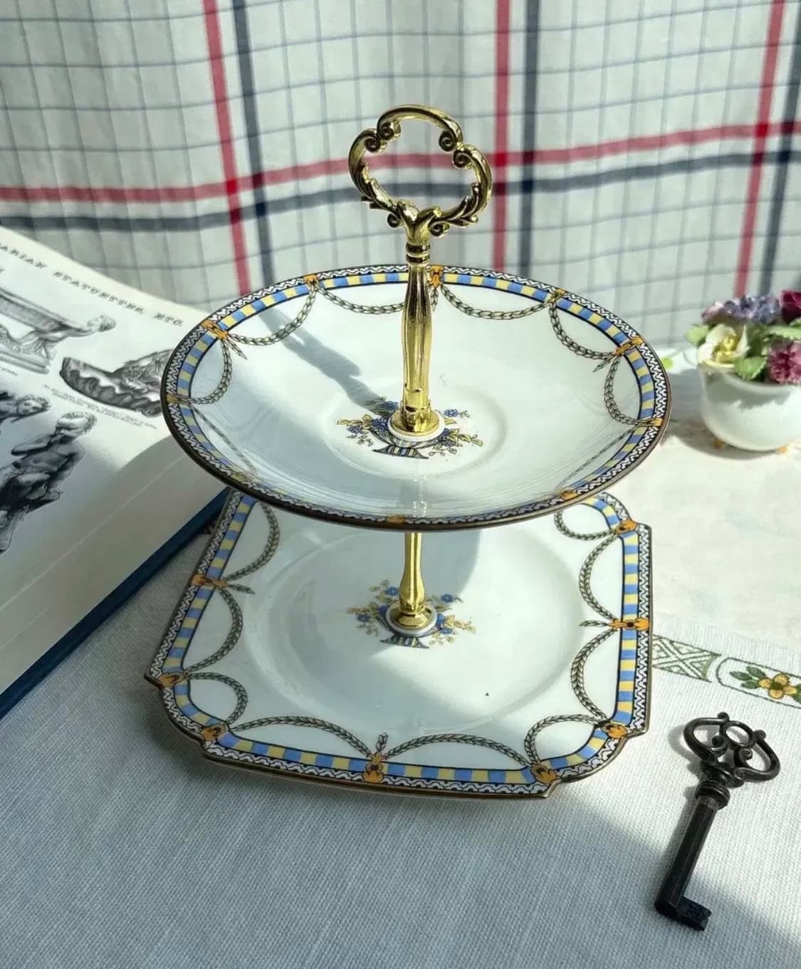 [레어]1925 올드 앤슬리 핸드페인티드 2단 케이크 스탠드 상품이미지2