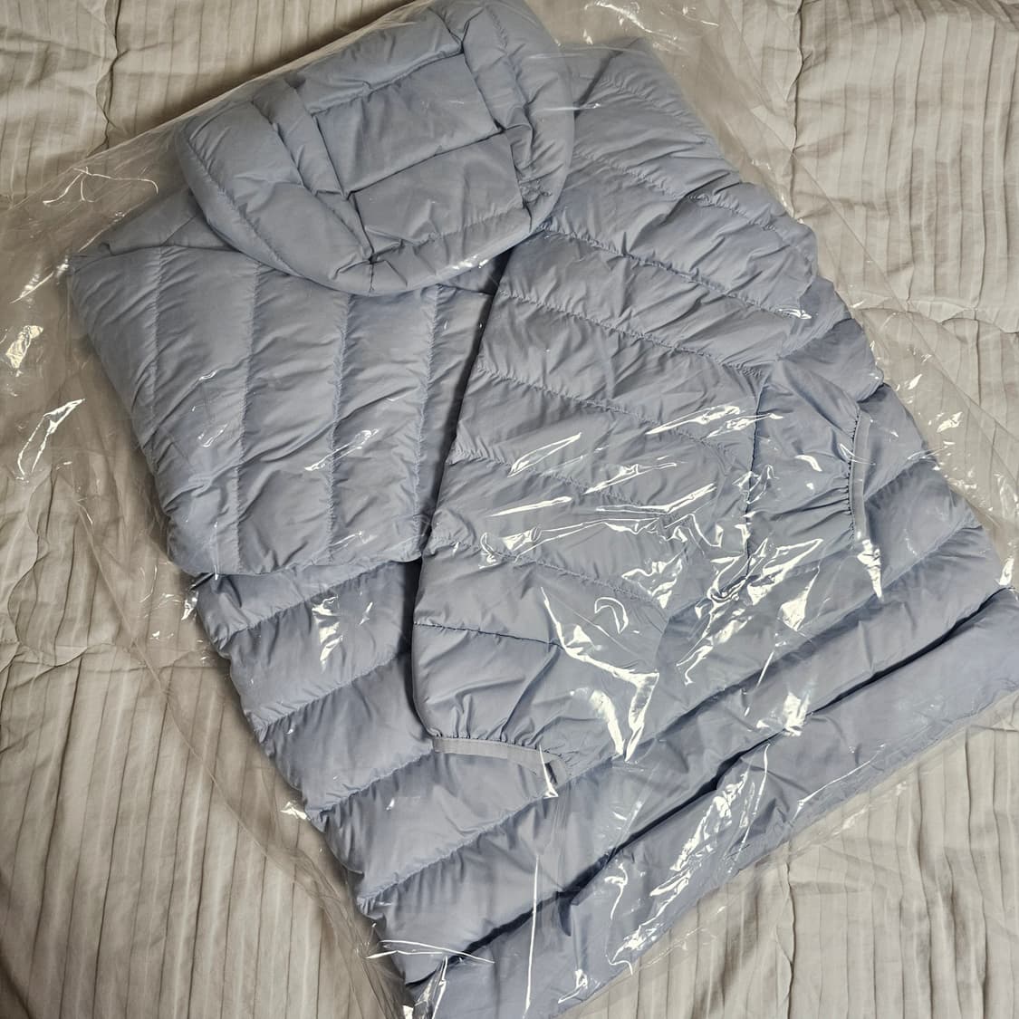 S 새제품 무신사스탠다드 시티 레저 후디드 라이트 경량 패딩 클라우디블루 상품이미지4