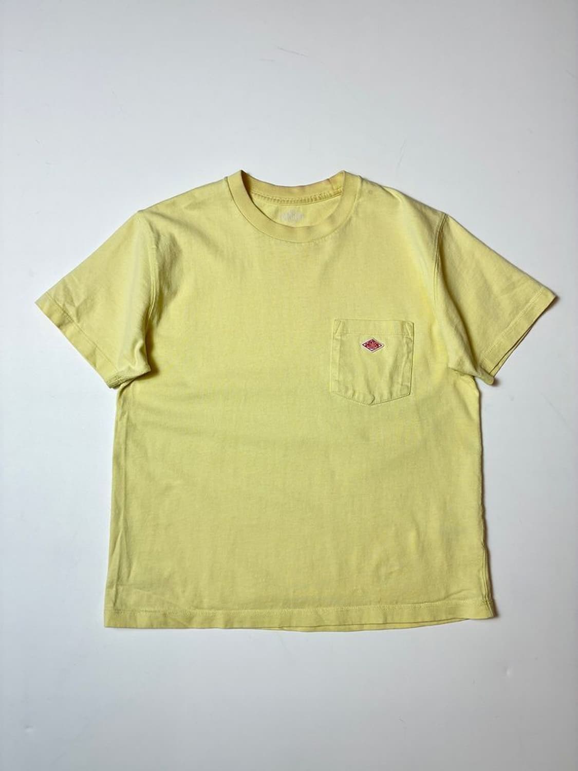 단톤 22ss 플레인 숏슬리브 포켓 티셔츠 레몬 PN8592 상품이미지1