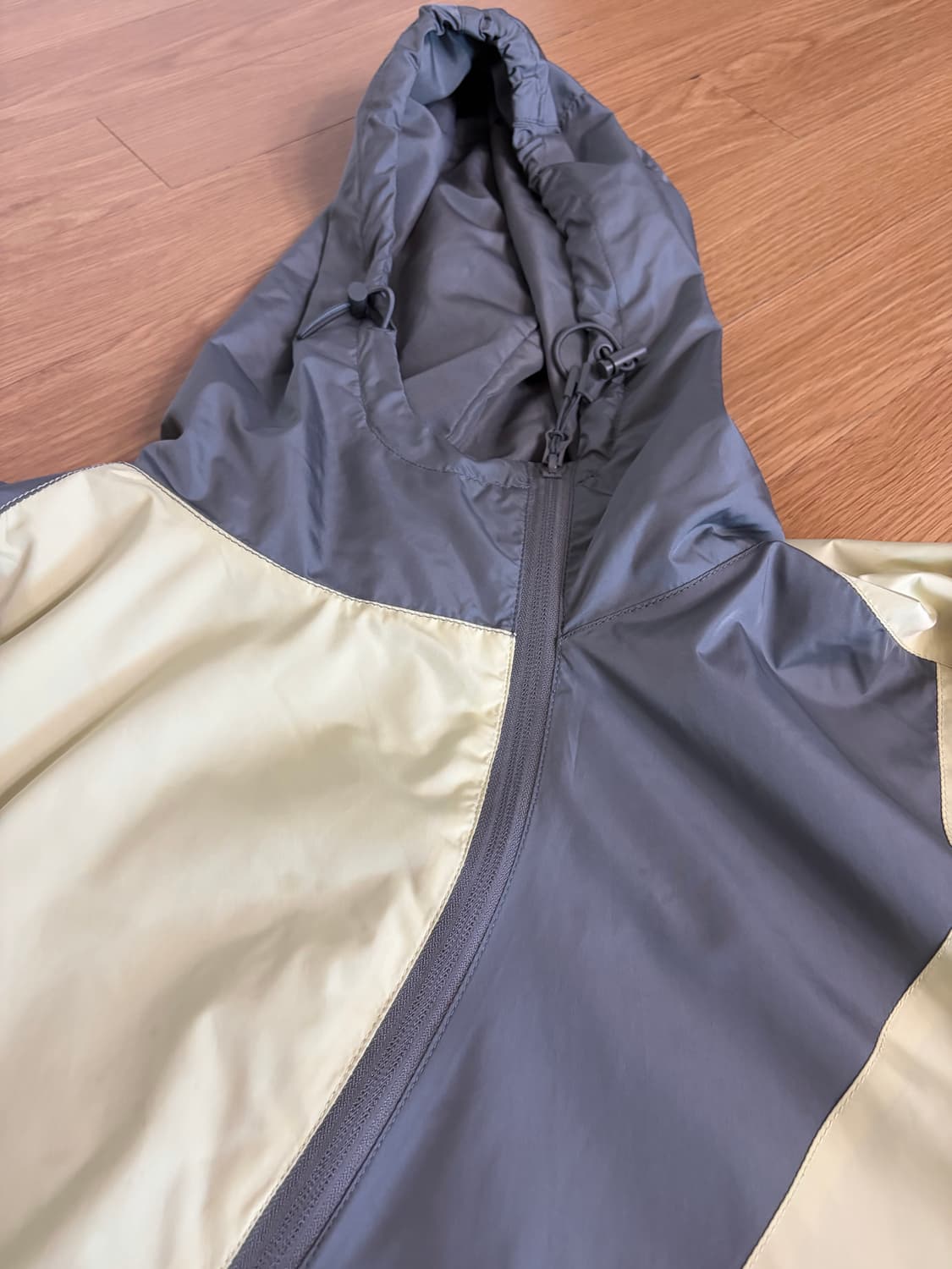 H&m 아시아 한정 원드자켓 상품이미지2