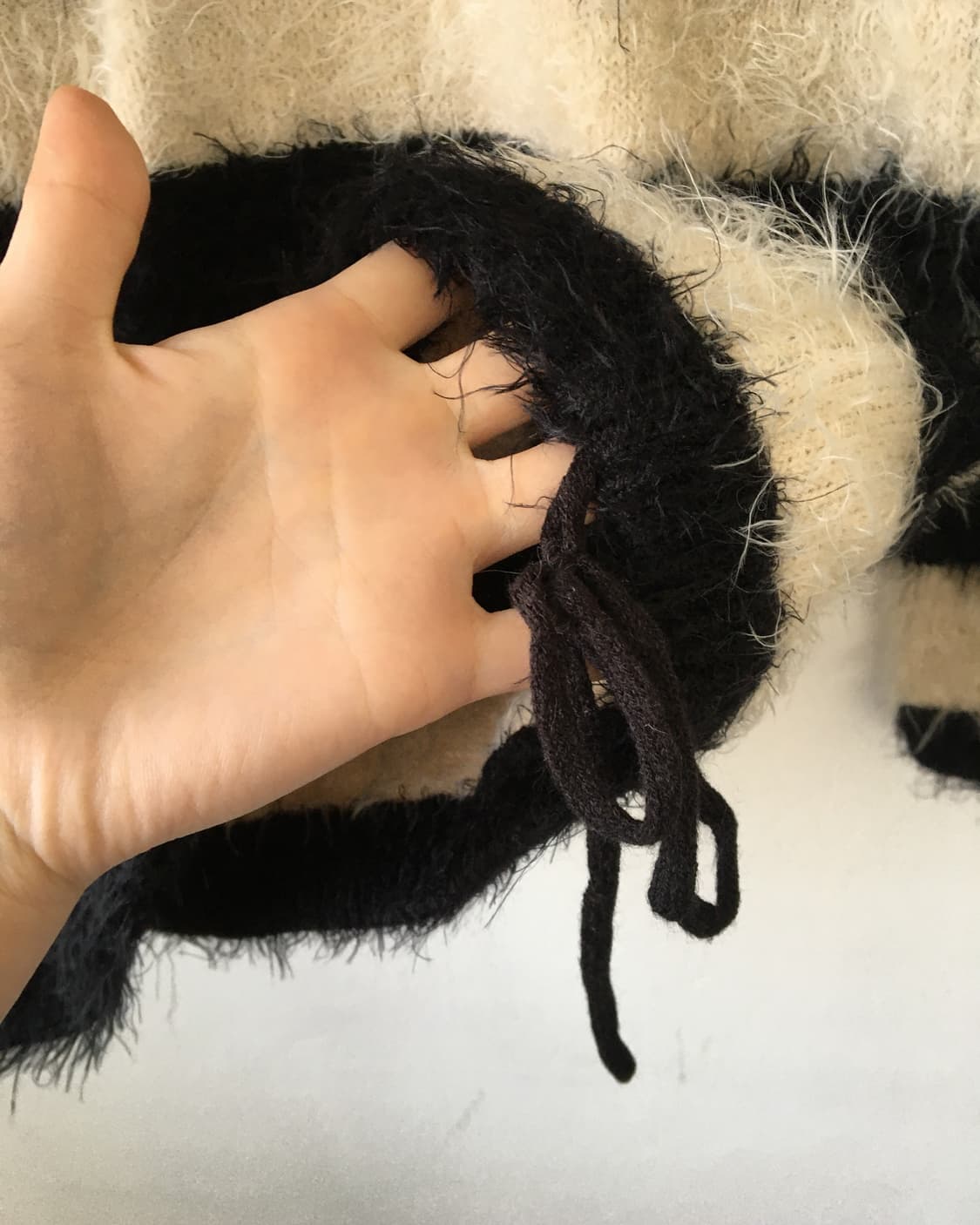 Stripe pattern fluffy knit 상품이미지4