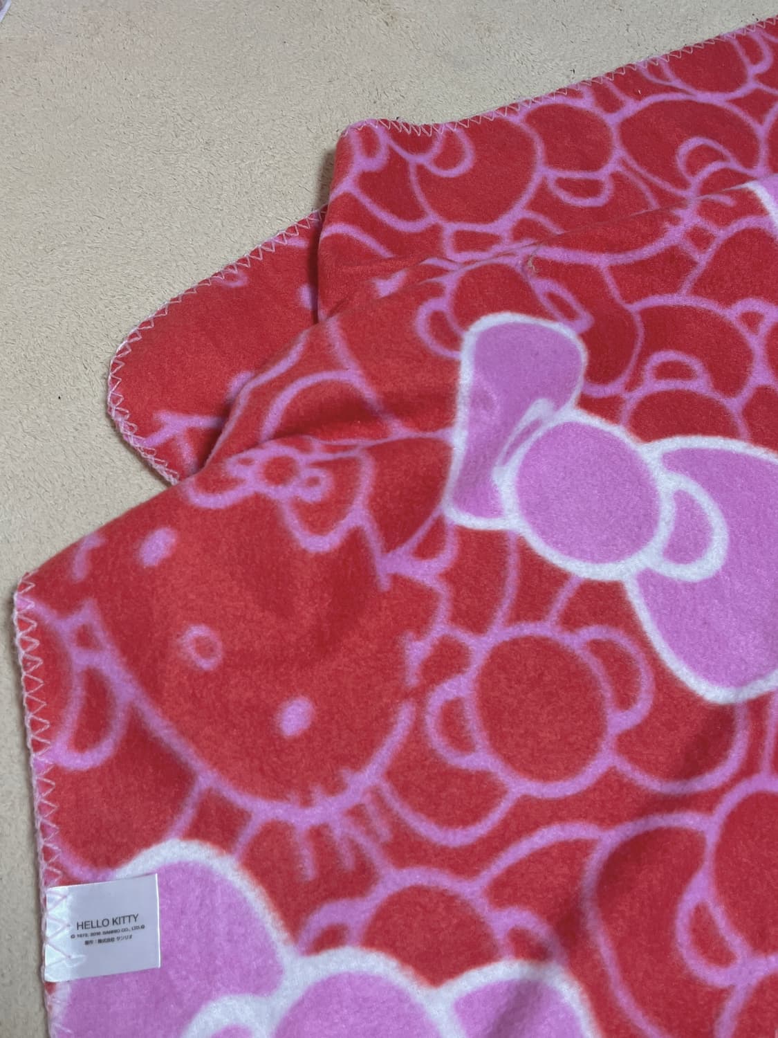 헬로키티 담요 레드 고전 갸루 방꾸 상품이미지4