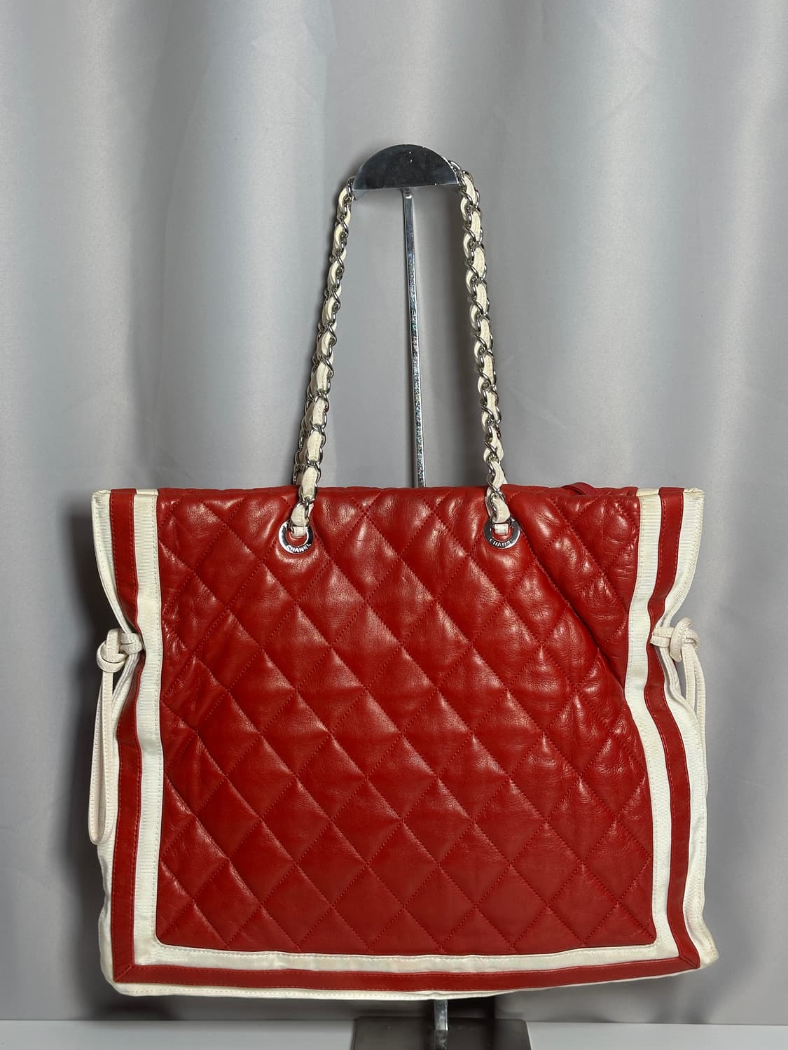 샤넬 레드 & 아이보리 램스킨 퀼팅 쇼퍼백 상품이미지3