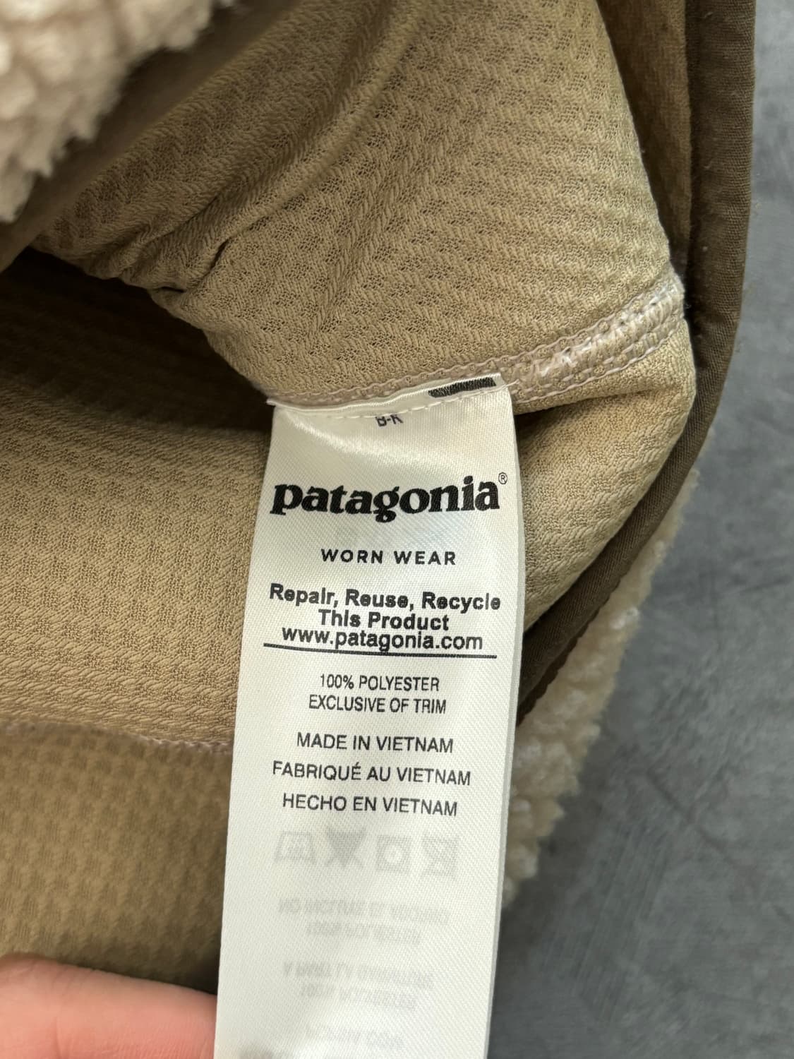 Patagonia 파타고니아 베이지 컬러 레트로 플리스 베스트  상품이미지9