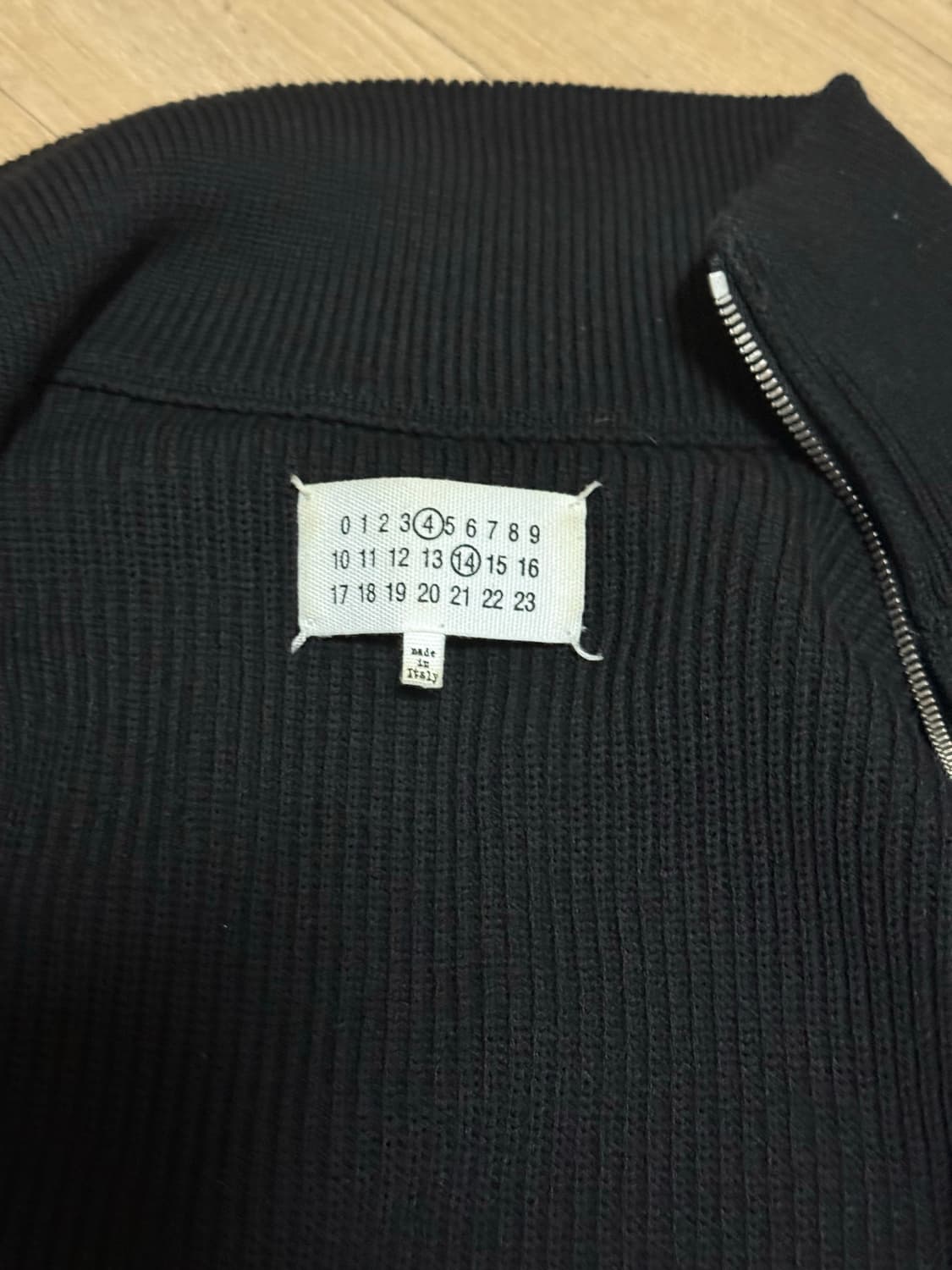 M) 메종 마르지엘라 니트 집업 가디건 블랙 상품이미지4
