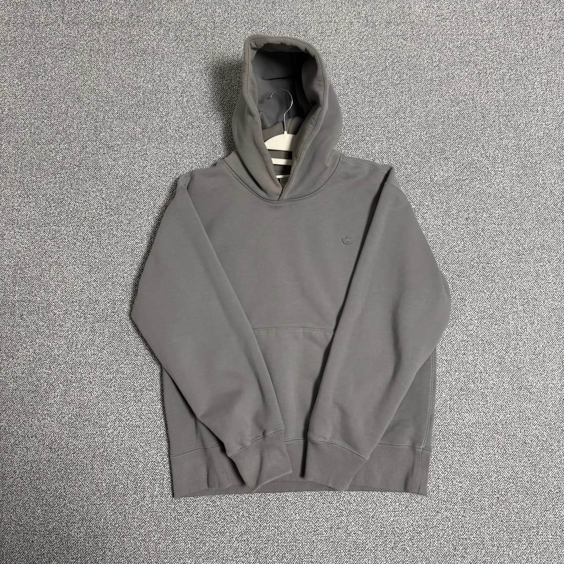 아디다스 파이어버드 스몰로고 기모 후드티 그레이 XL 상품이미지1