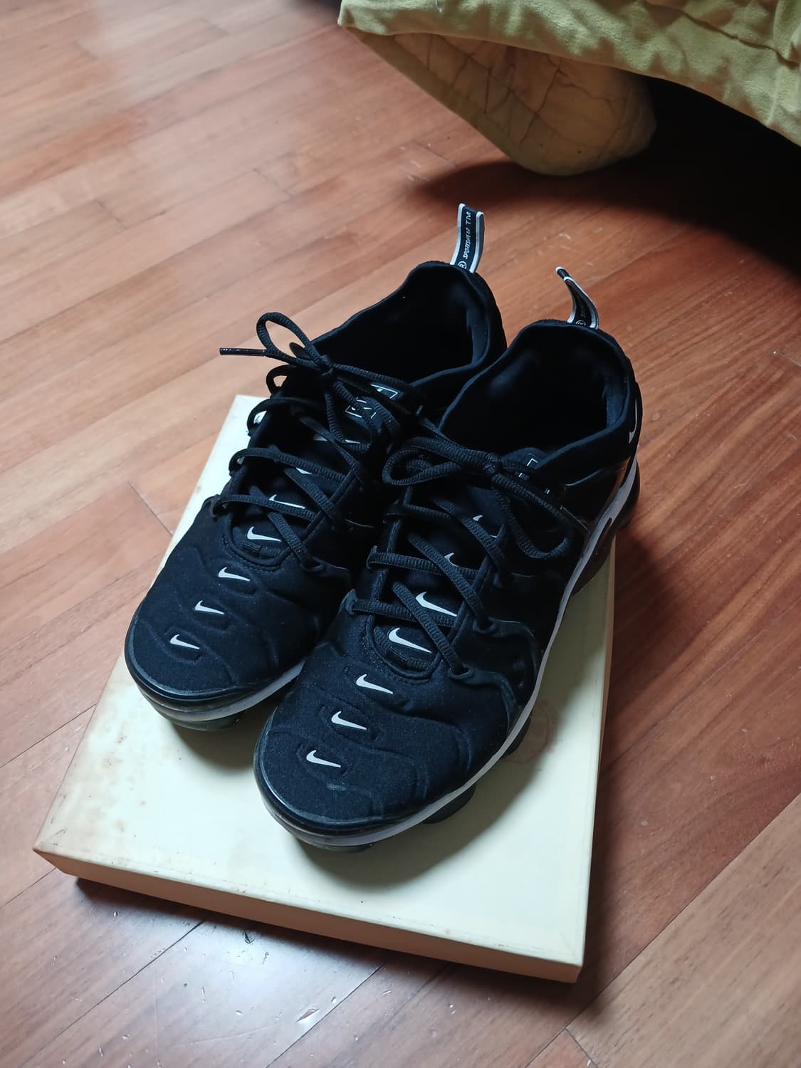 나이키 에어 베이퍼맥스 플러스 블랙280  상품이미지3