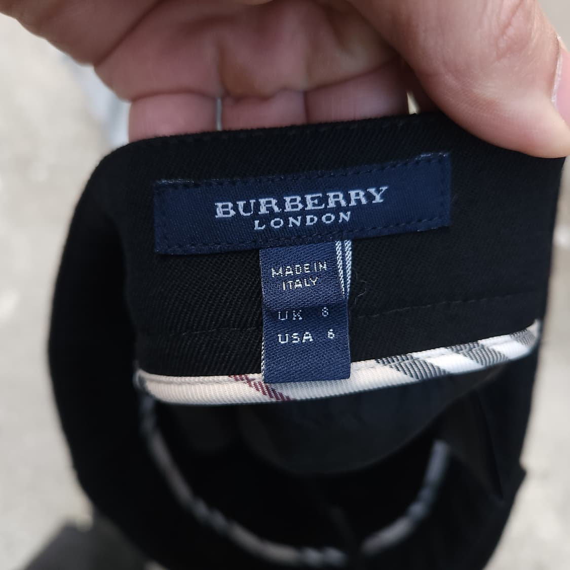 [S] 버버리 블랙 스커트 (매장판) 상품이미지5