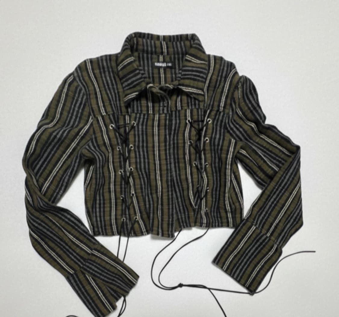 [~2.12]스트라이프 레이스업 포인트 크롭 카키 자켓 상품이미지1