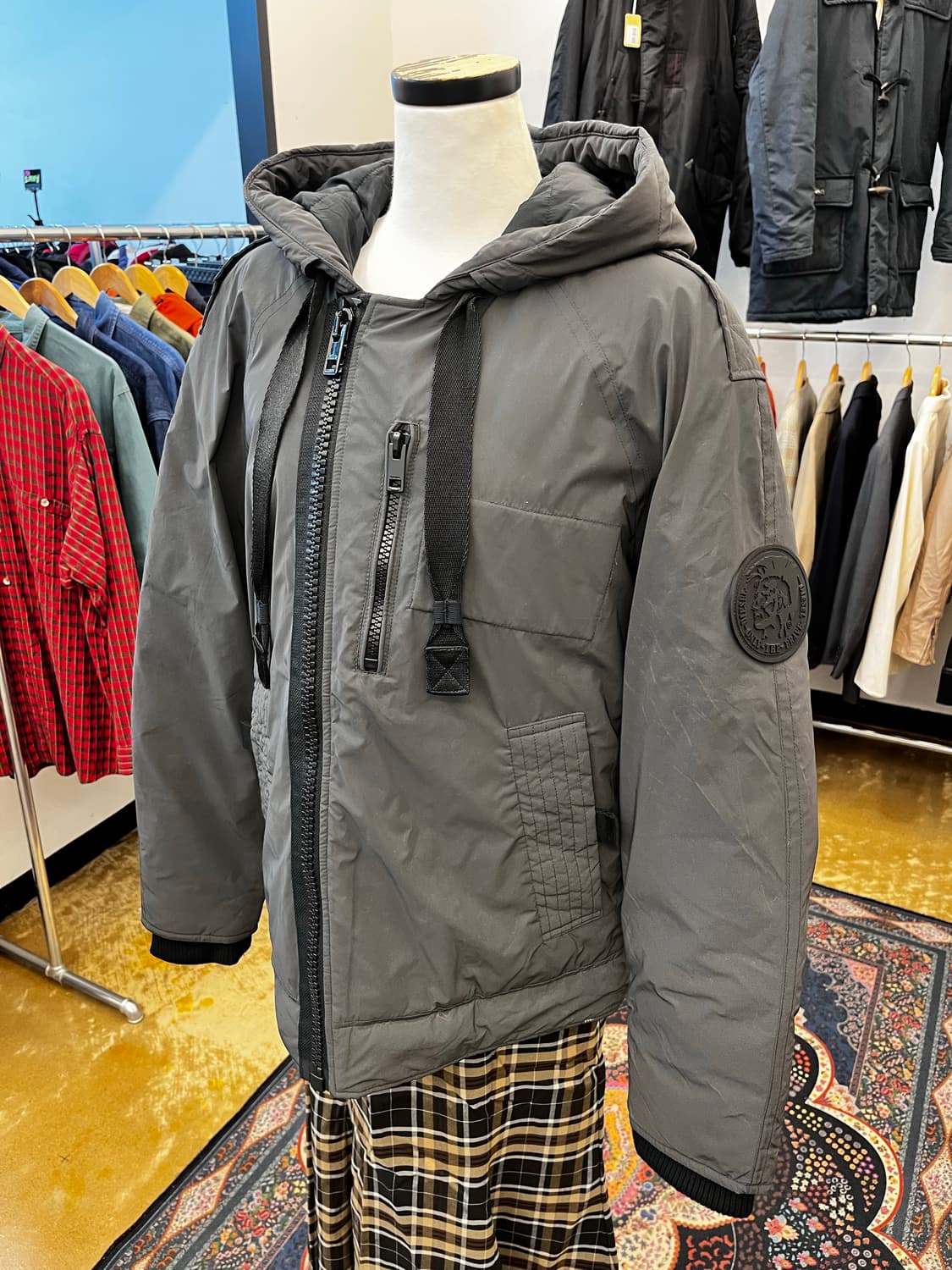 디젤 3M 신슐레이트 리플렉티브 푸퍼 재킷 상품이미지1