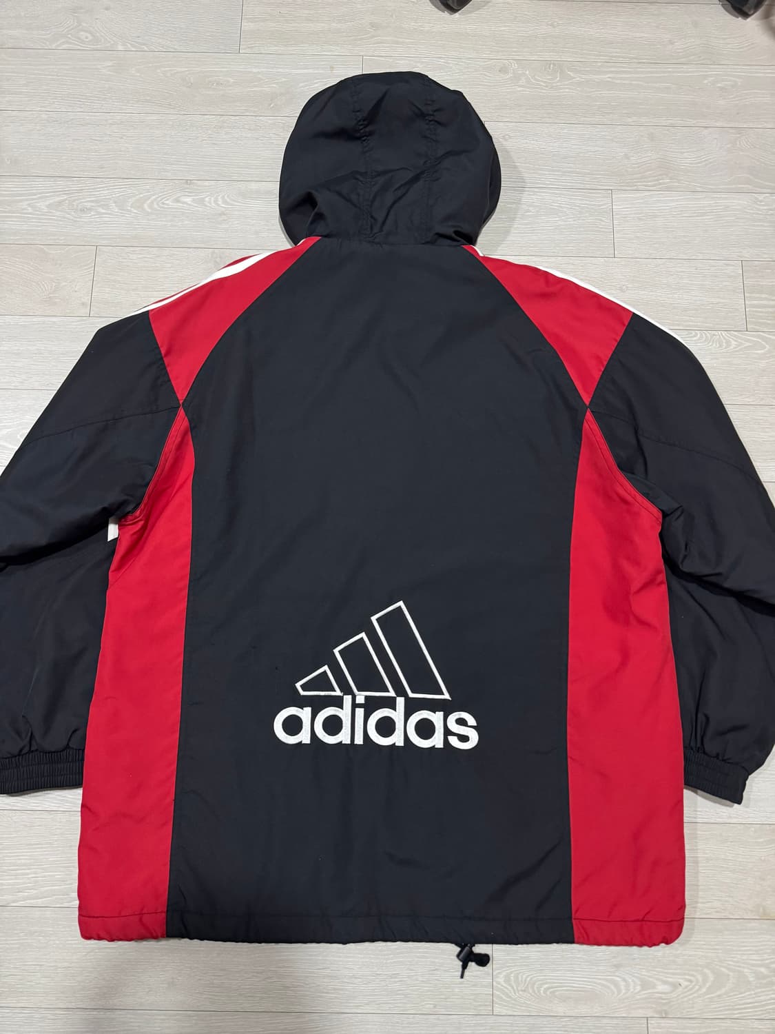 [100] 아디다스 올드스쿨 검/빨 빅로고 후드점퍼  상품이미지4