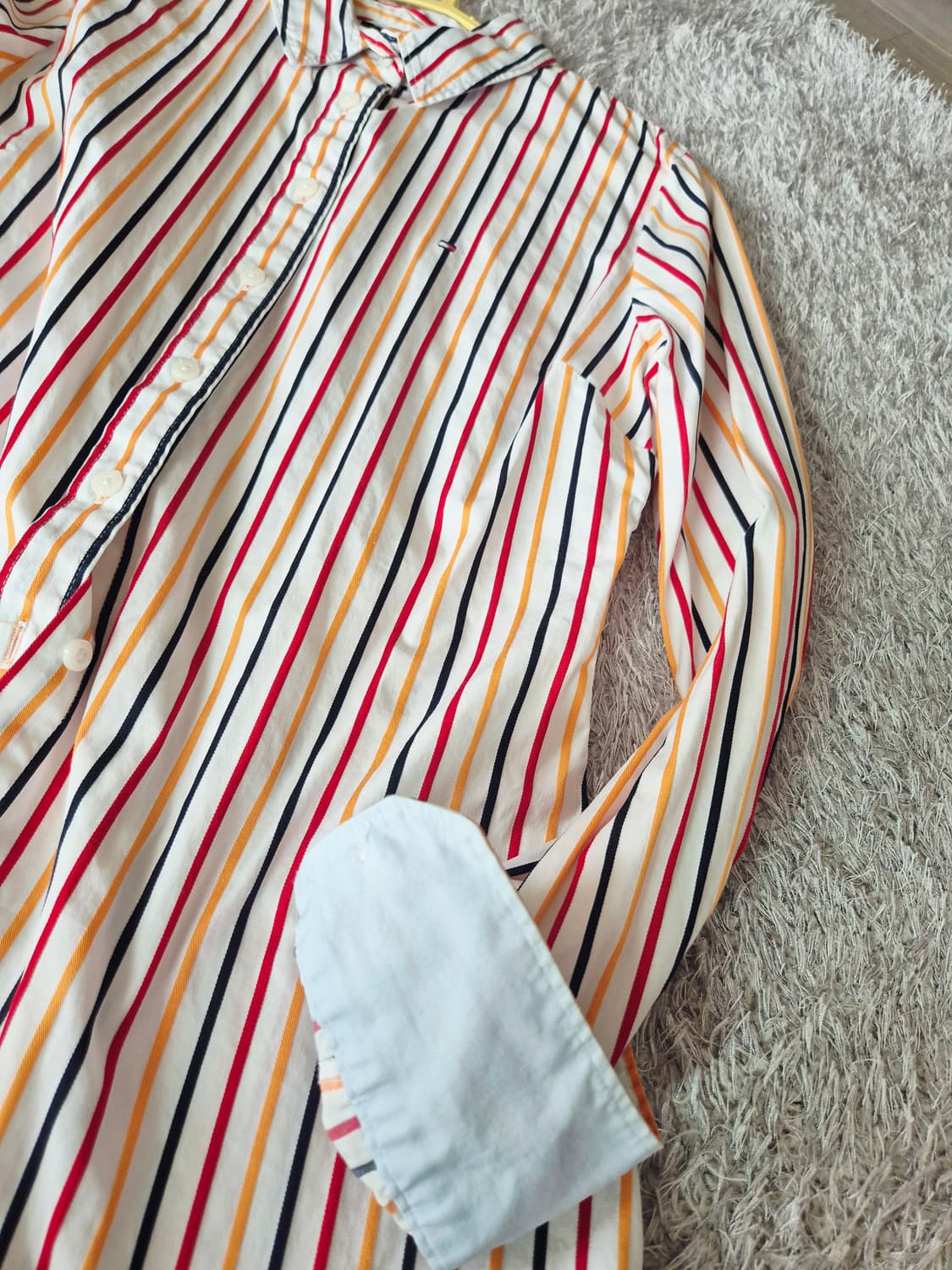 타미힐피거 스트라이프 패턴 셔츠 상품이미지3