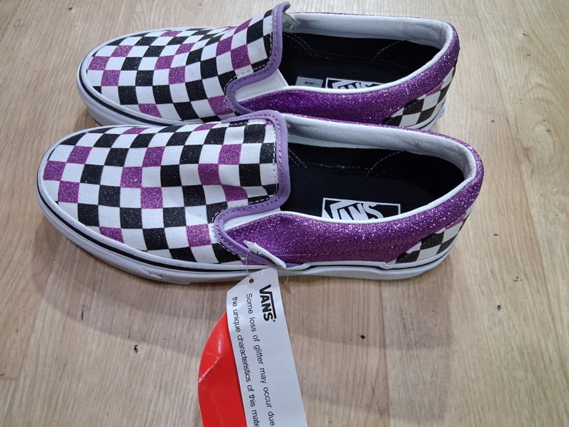 VANC 반스 멀티체크 스니커즈 미착화 240MM적당

표기 차이나24  상품이미지1