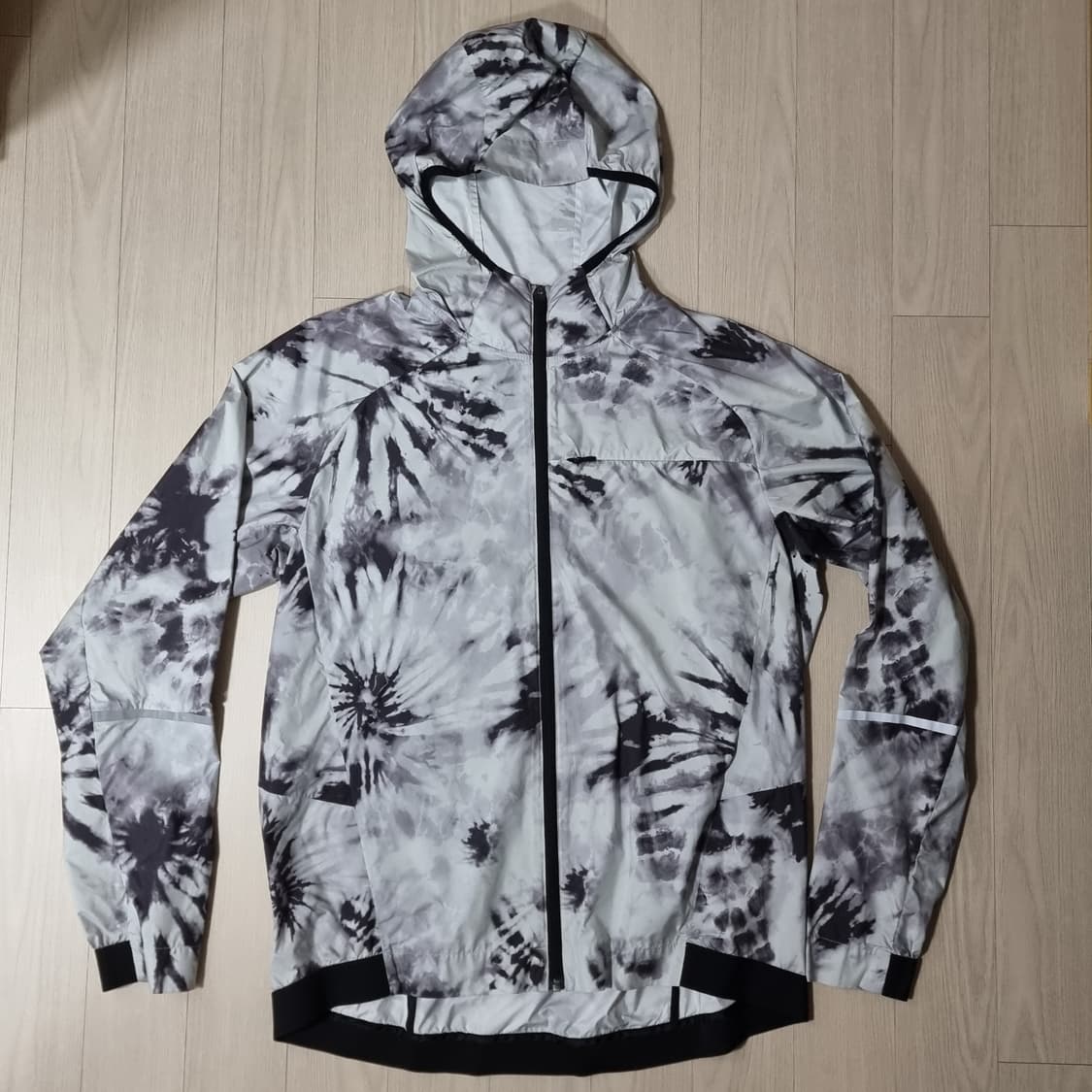 타이다이 타공 러닝 자켓 상품이미지1