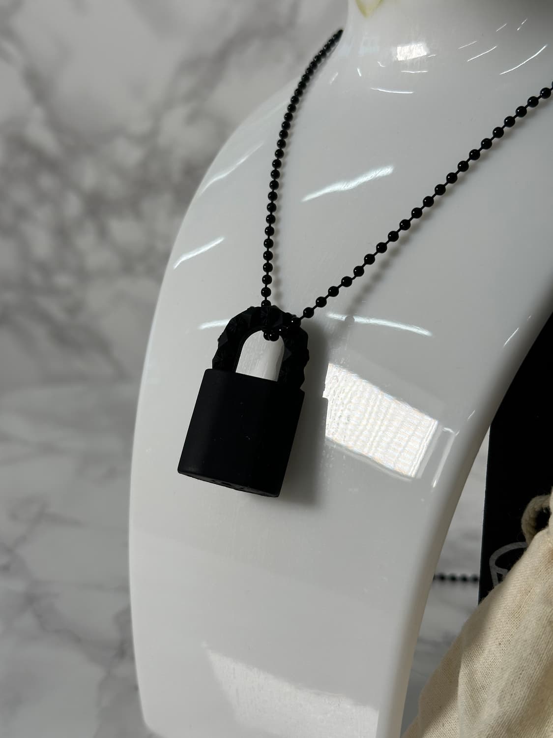 [새상품급] 크롬하츠 실리크롬 패드락 플로니 목걸이 상품이미지7