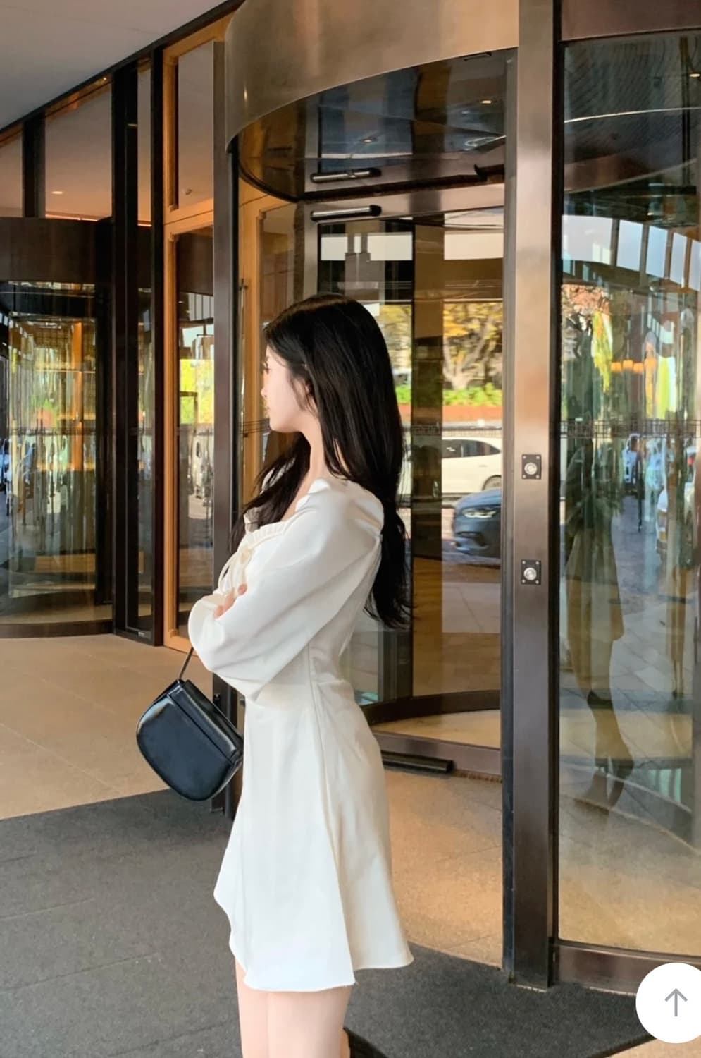 제니오 뮤즈 새틴 미니 드레스 상품이미지1