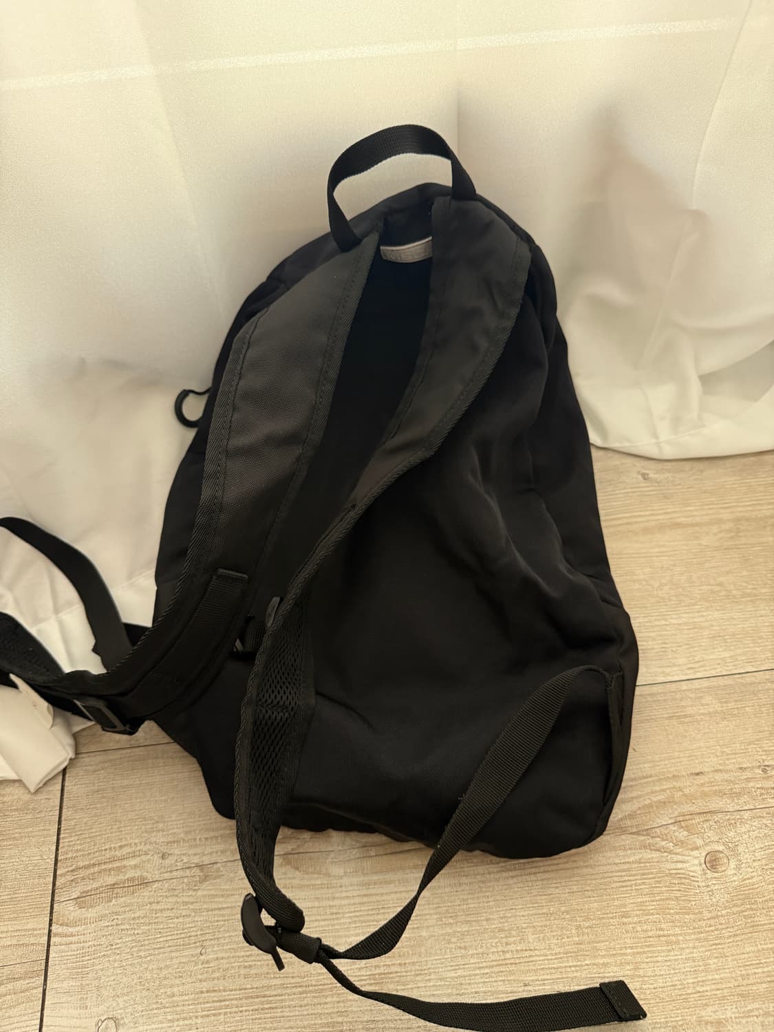 미스치프 롬버스 백팩입니다 !! 상태 최상입니다 상품이미지3