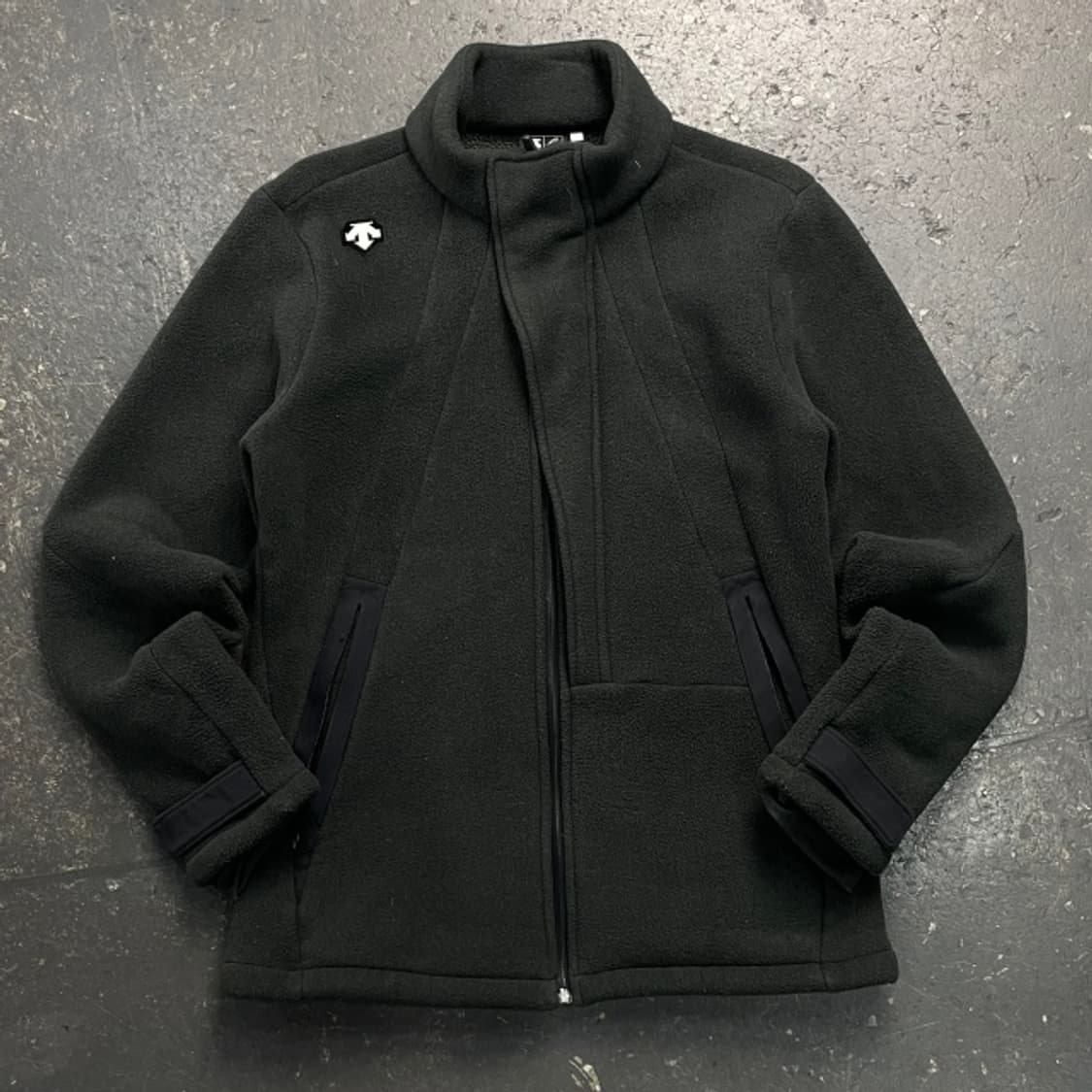 100 데상트 골프 후리스  상품이미지1