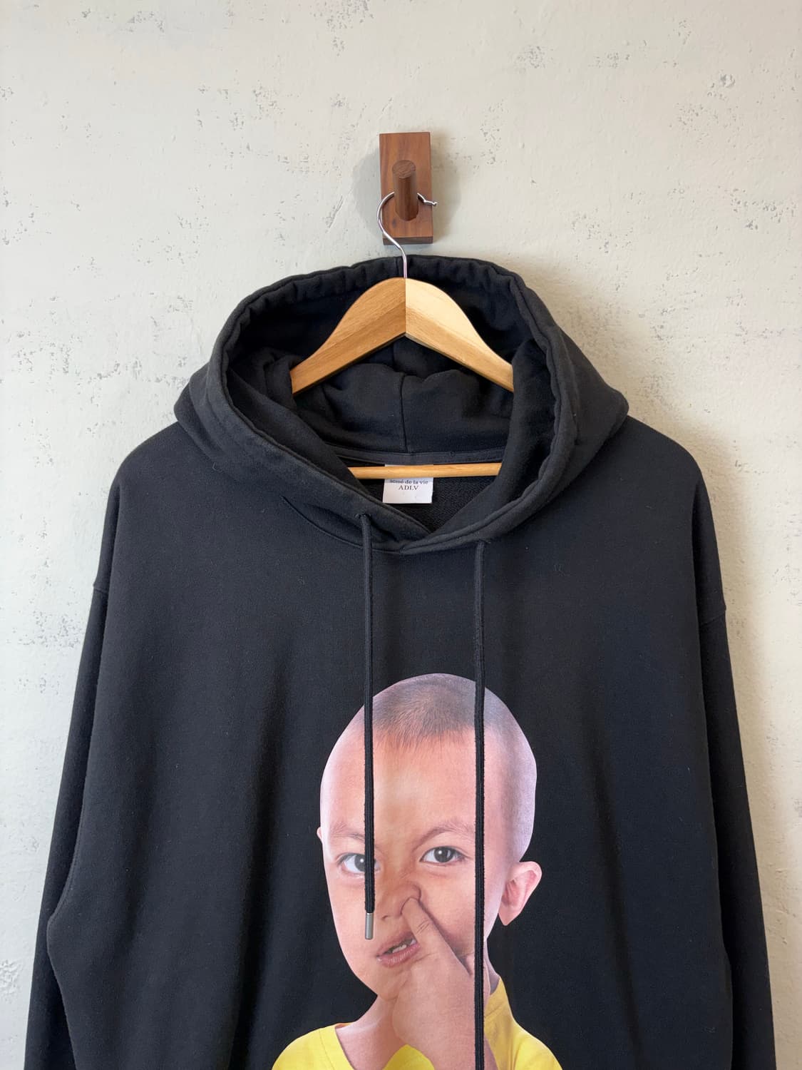 아크메드라비 프린팅 후드티 블랙 상품이미지3