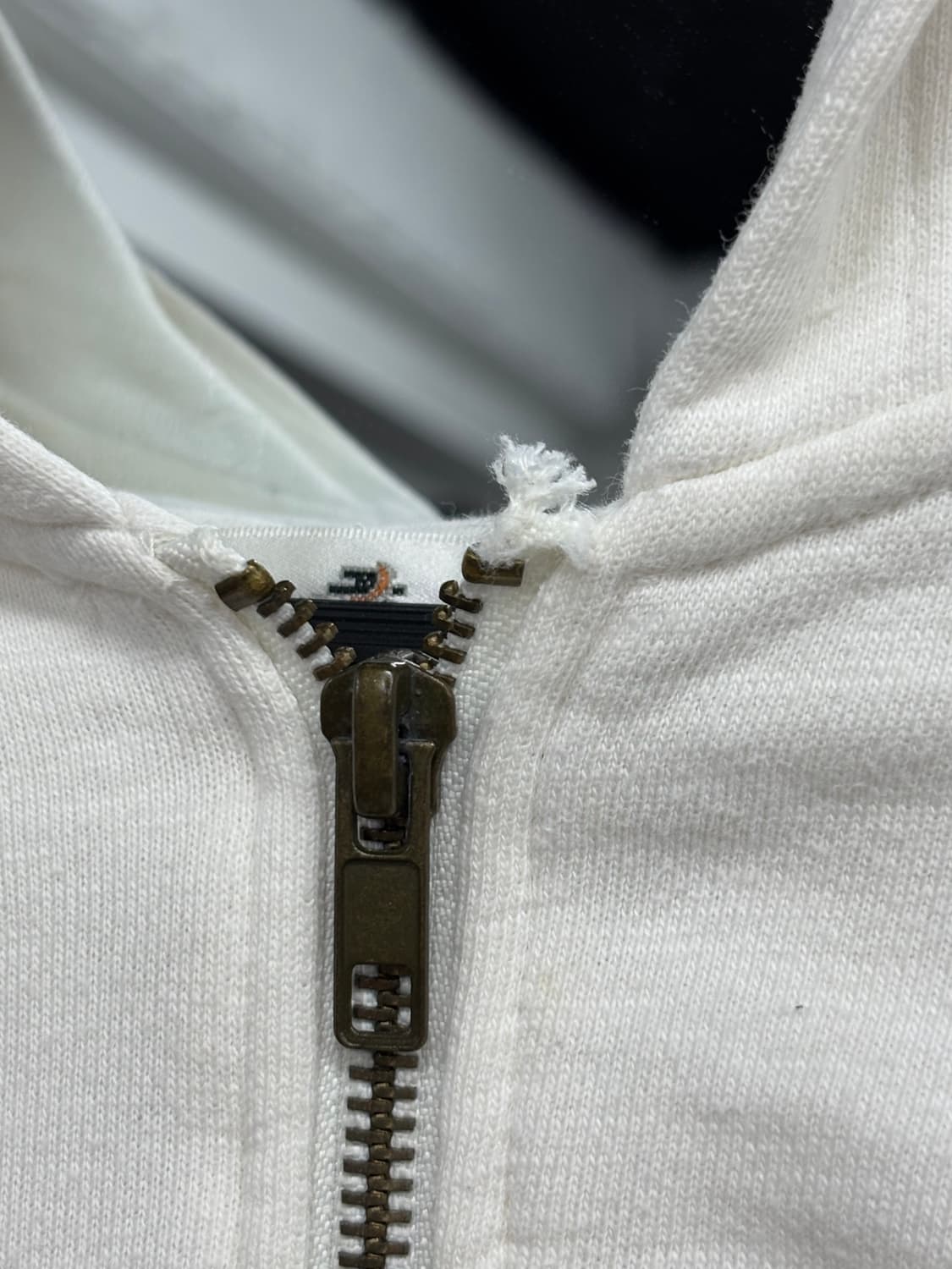 카라쿠리 타마시 오리엔탈 화이트 후드집업 상품이미지8