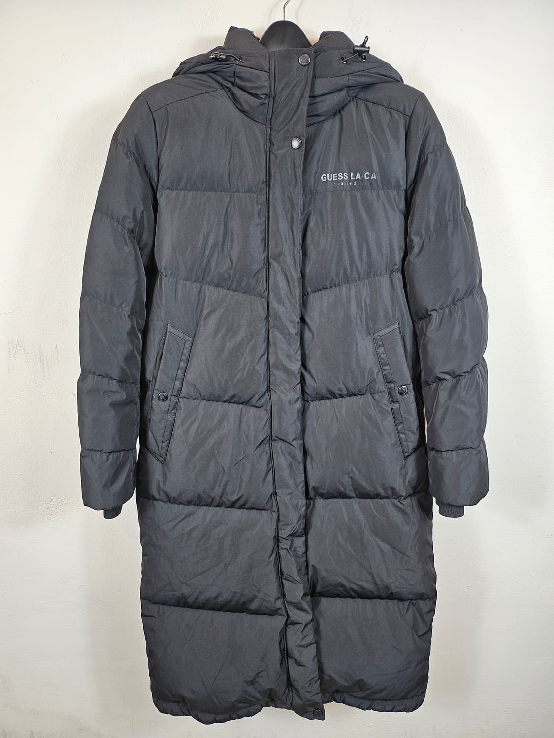 GUESS 구스 후드롱패딩 블랙 85 XS 상품이미지10