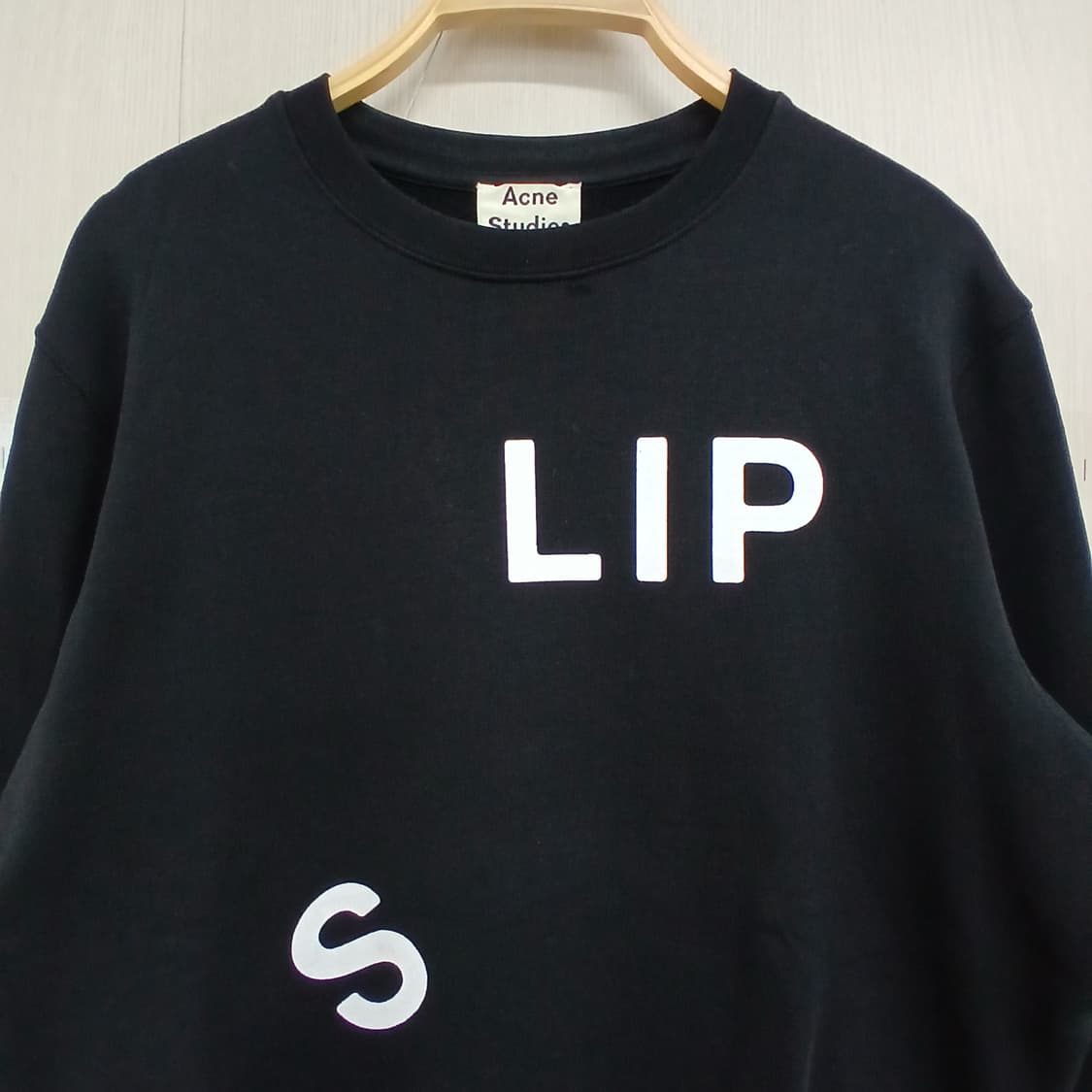 아크네스튜디오 블랙 S LIP 맨투맨 상품이미지2