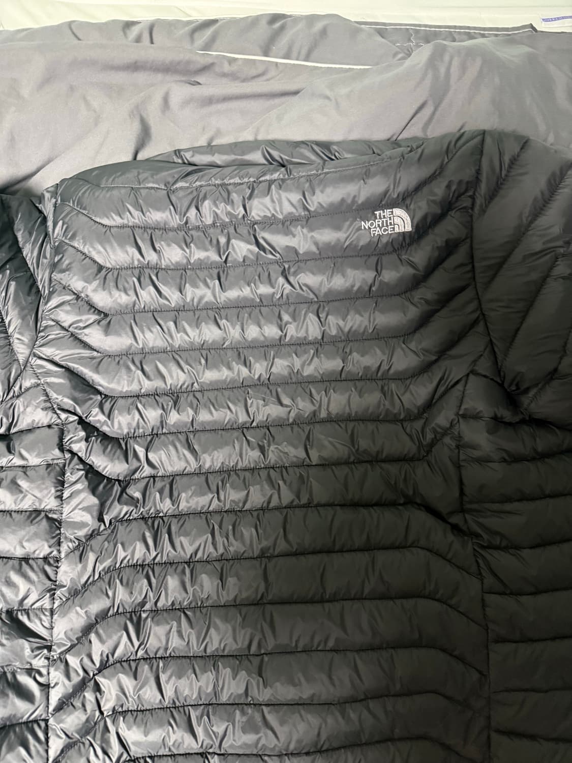 노스페이스 900 필파워 경량 패딩 블랙 상품이미지1