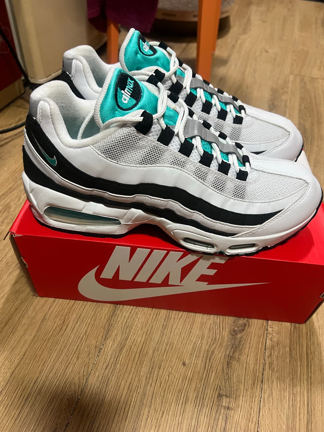 나이키 에어맥스 95 에메랄드 290 상품이미지1