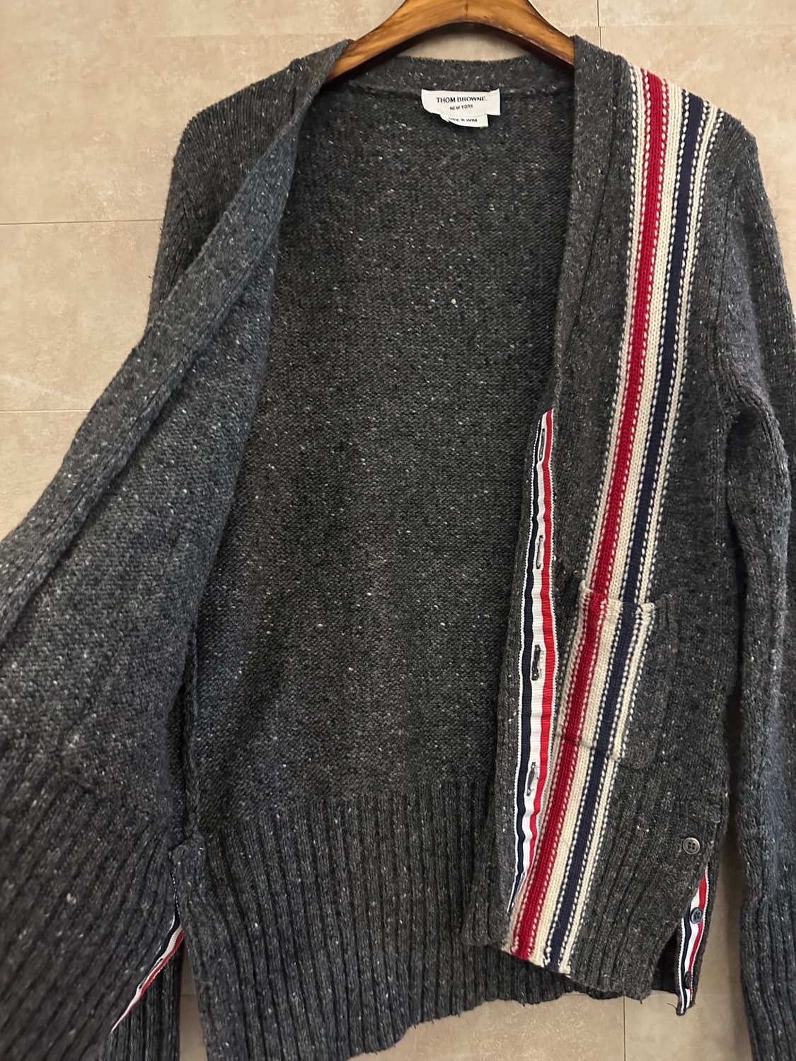 톰브라운 4-바 스트라이프 울 가디건 상품이미지4