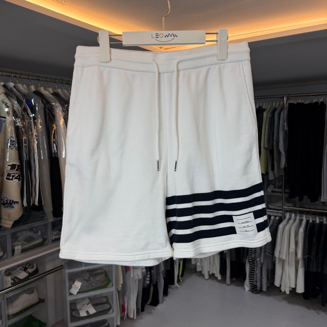 [리오브] 톰브라운 사선 완장 자수 은장 반바지 상품이미지1