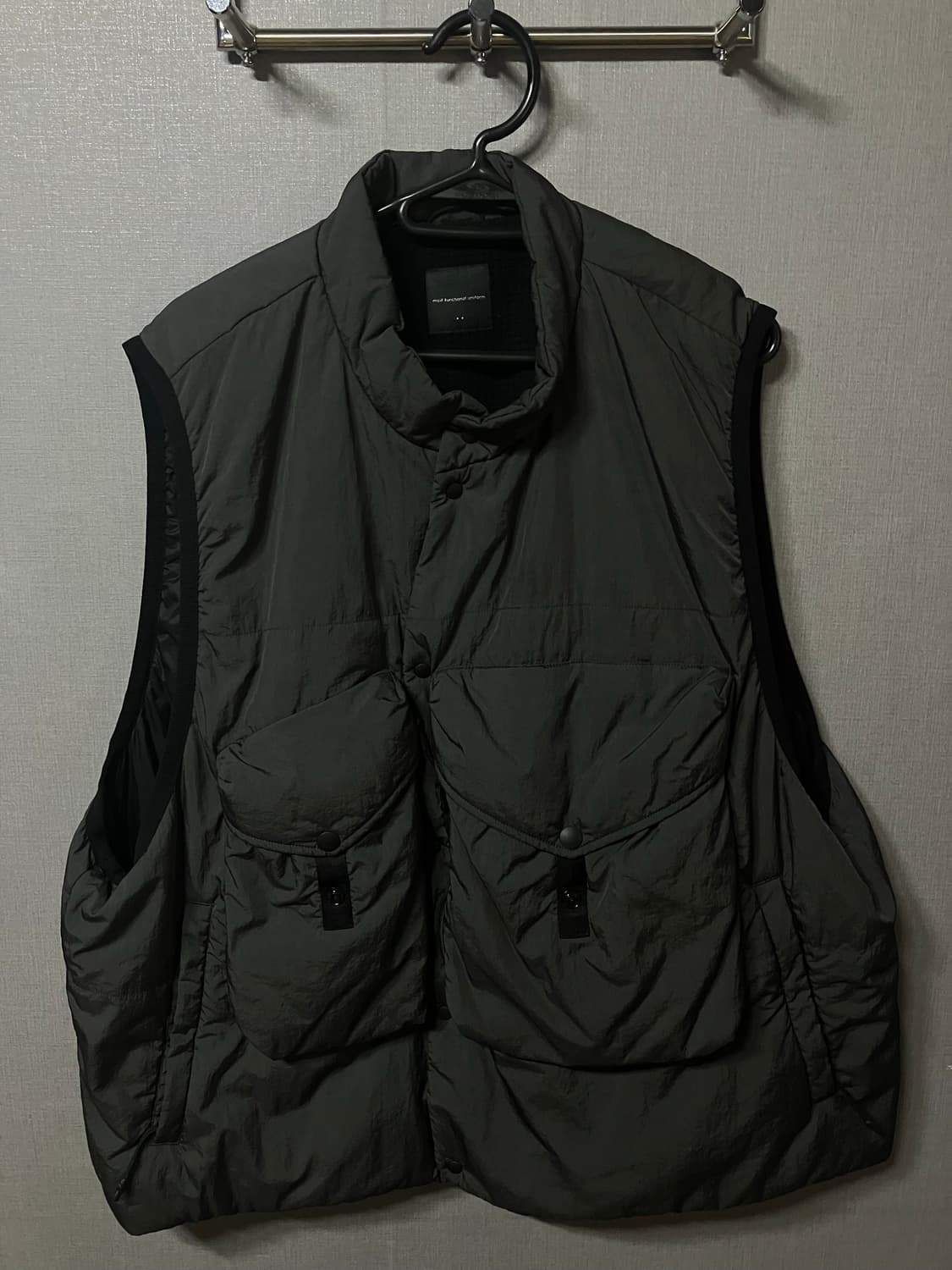 모이프 23aw 오버밀 베스트 차콜 2사이즈 상품이미지2