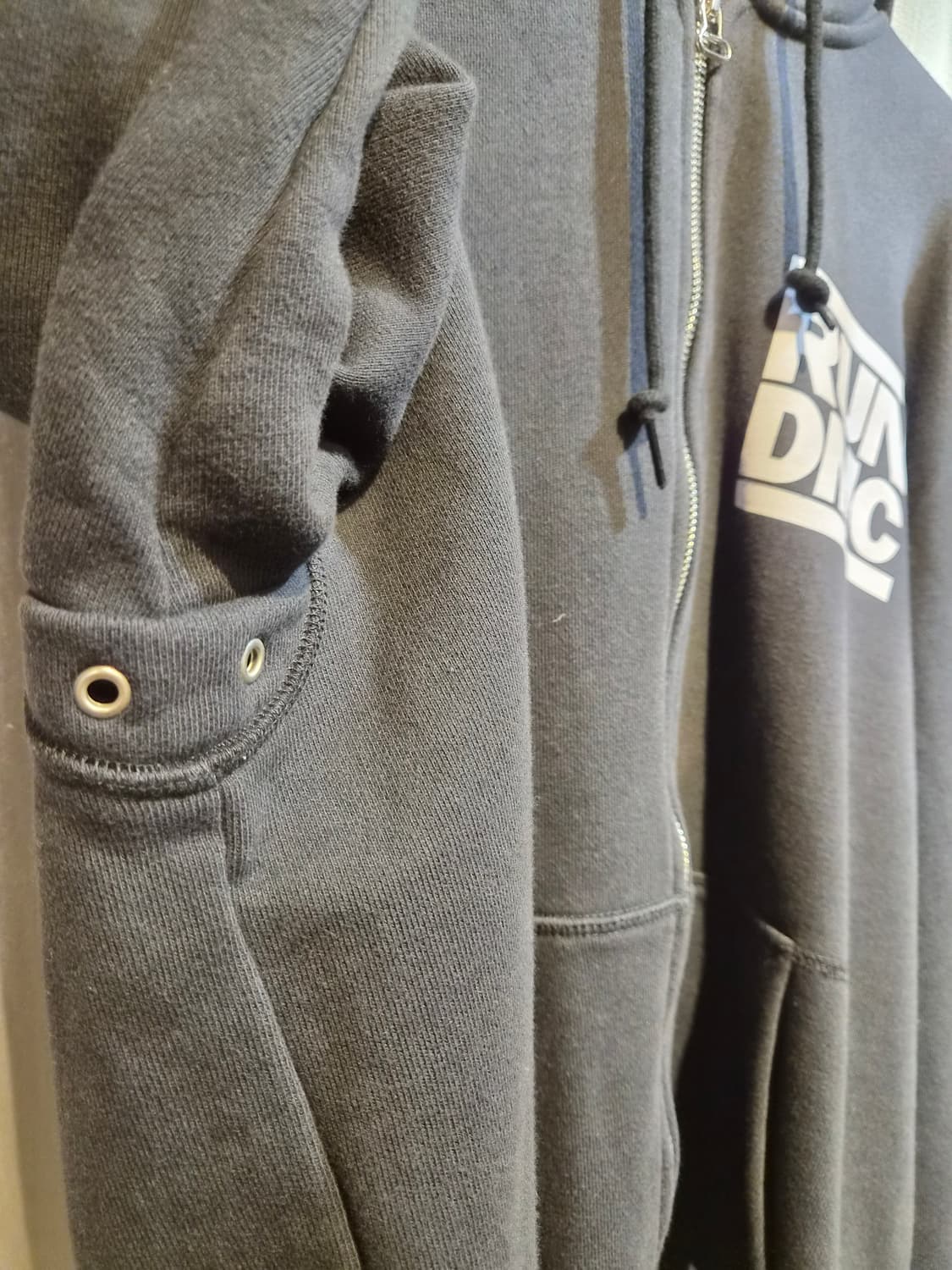 아디다스 런 디엠씨 한정판 후드 집업 상품이미지5