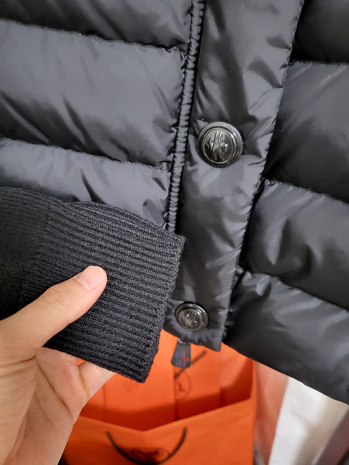 22FW 몽클레어 여성 니트패딩 s 상품이미지4