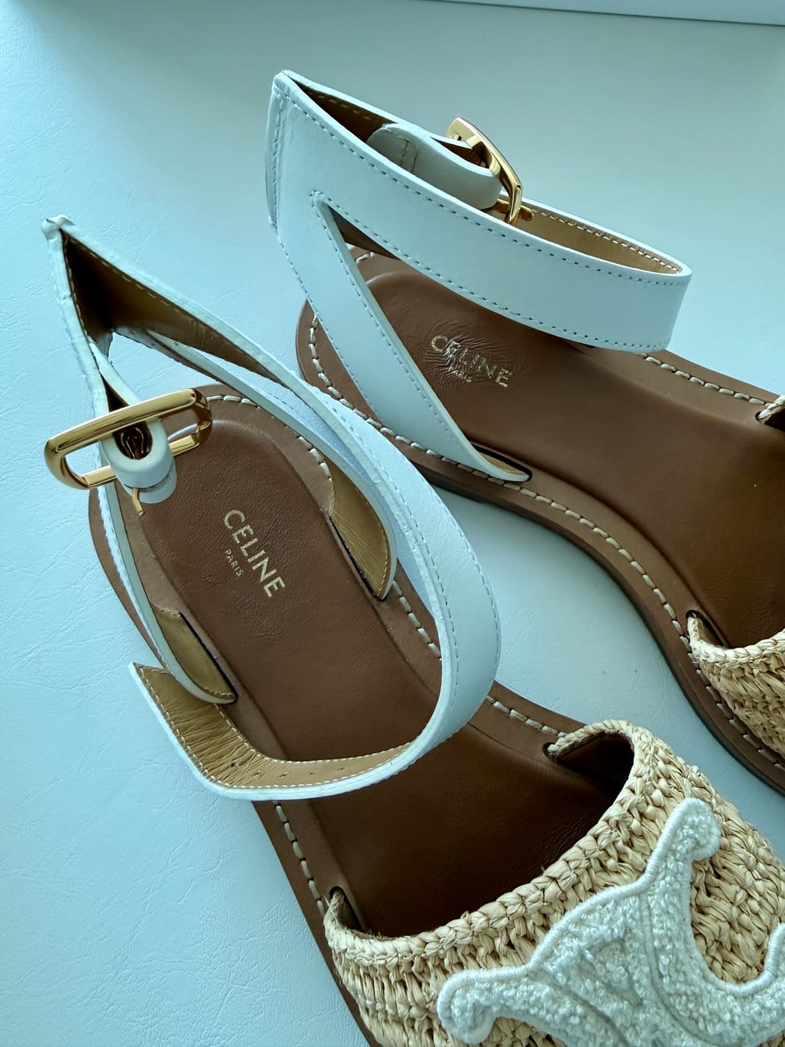 셀린느 라피아 카프스킨 샌들 37.5 상품이미지2