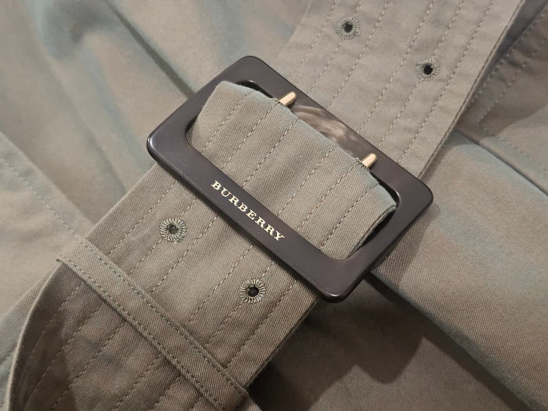 새제품 버버리 코트 EU36 브라이트올리브 컬러  상품이미지4